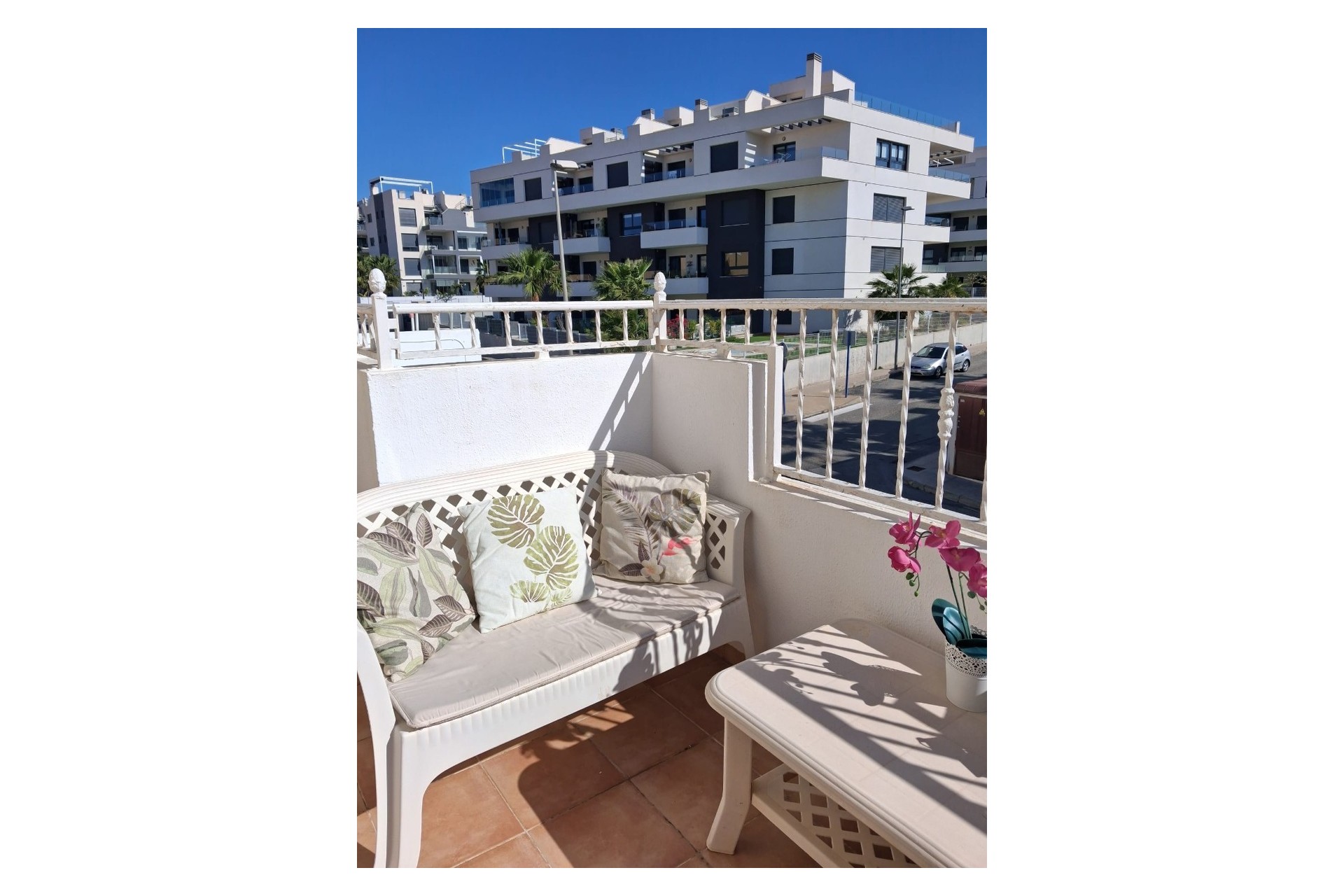 Resale - Apartment -
Villamartin