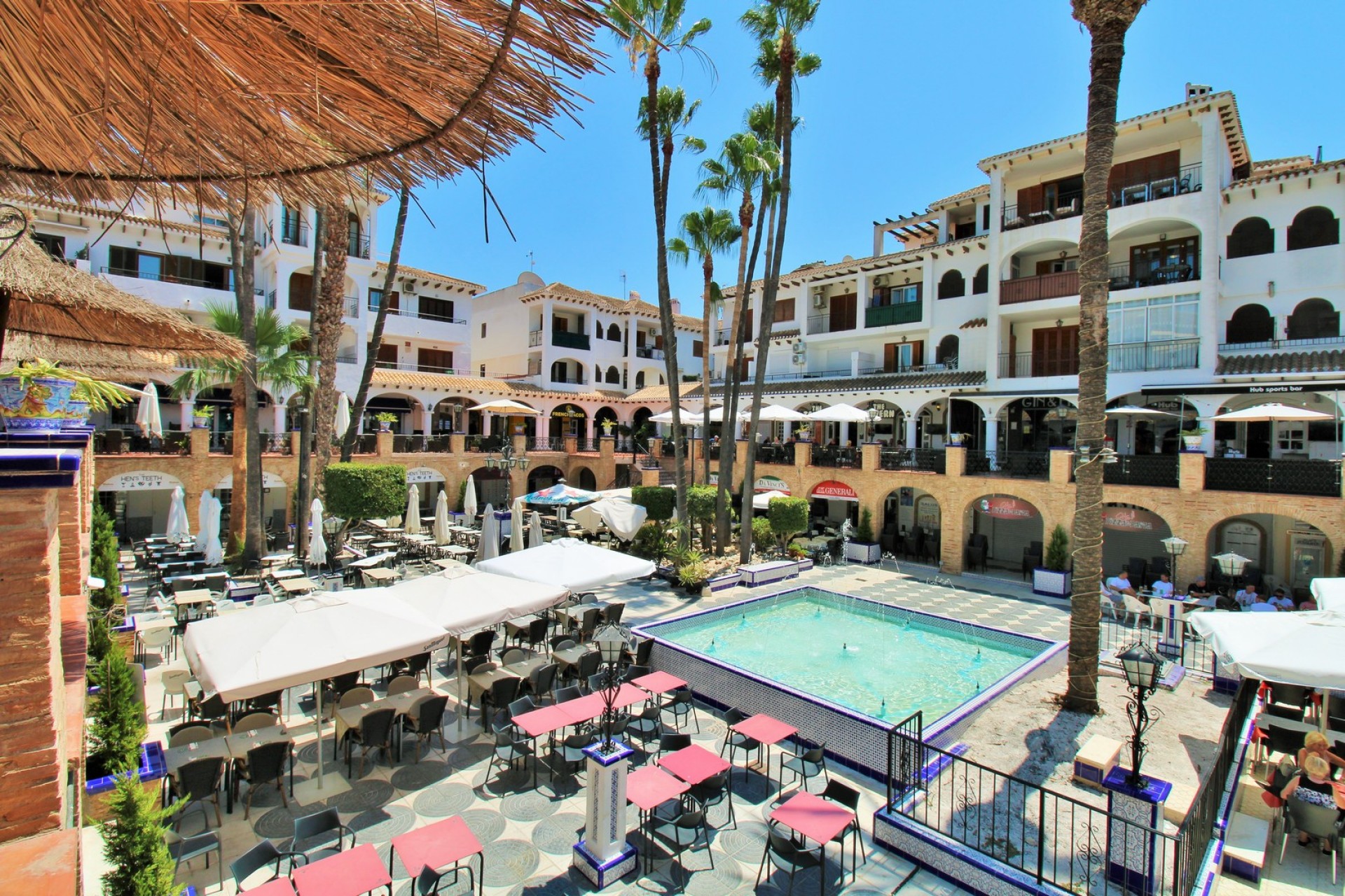 Resale - Apartment -
Villamartin