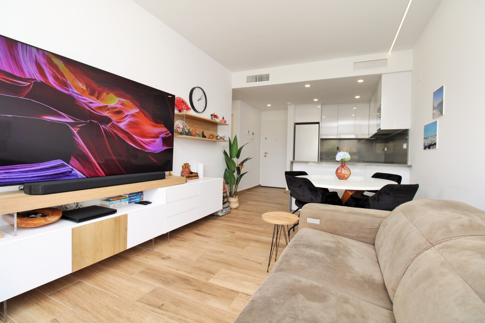 Resale - Apartment -
Villamartin