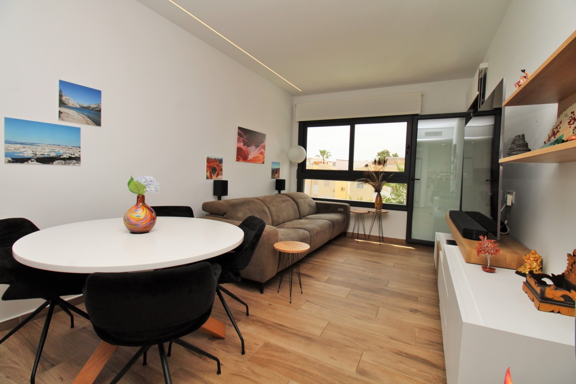 Resale - Apartment -
Villamartin