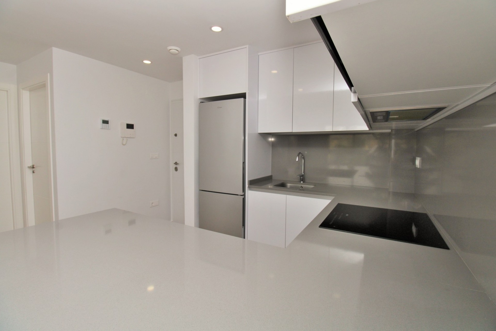 Resale - Apartment -
Villamartin