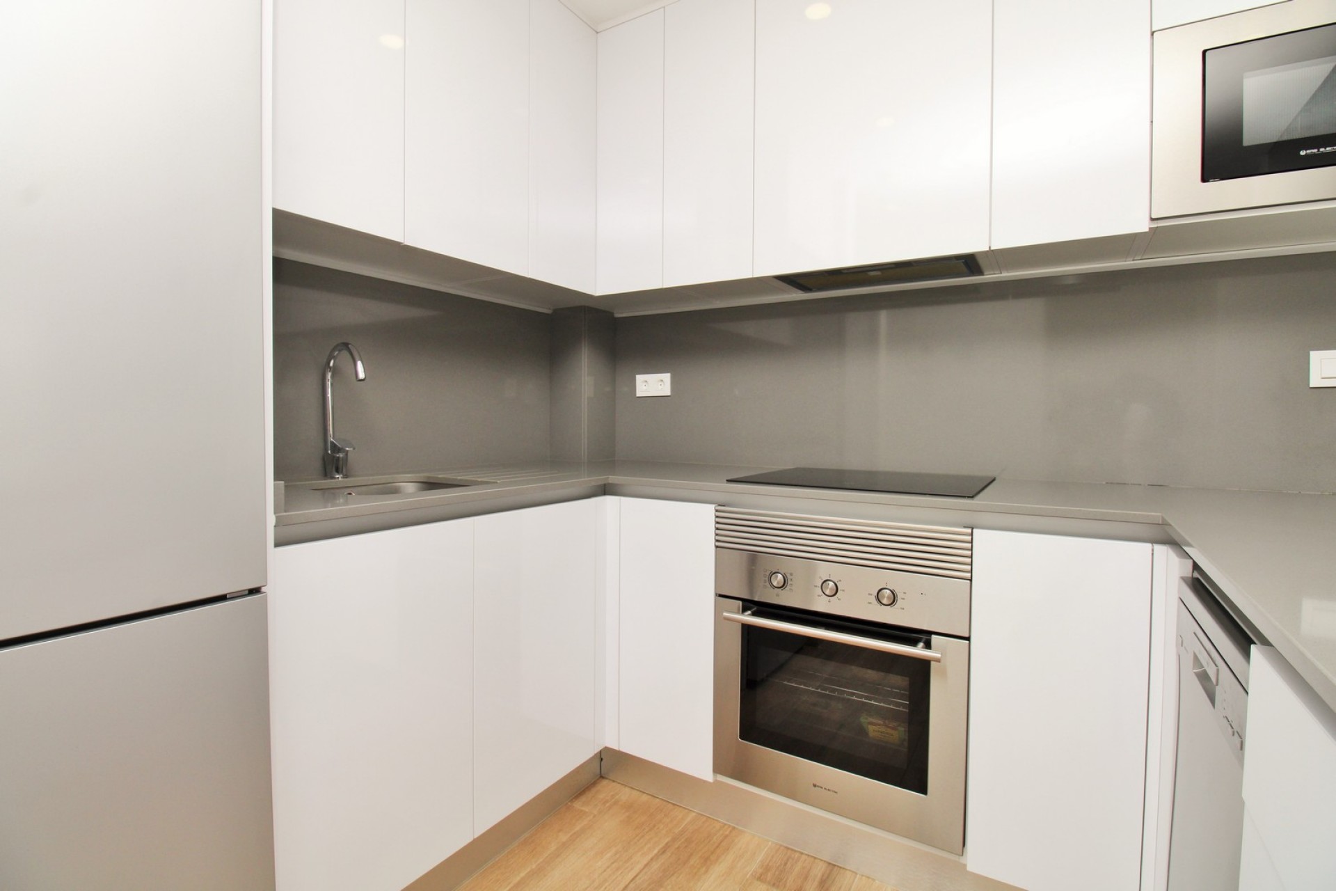 Resale - Apartment -
Villamartin