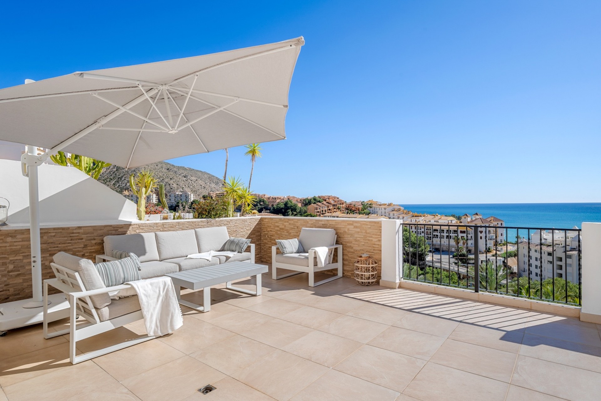 Resale - Apartments -
Altea - Mascarat