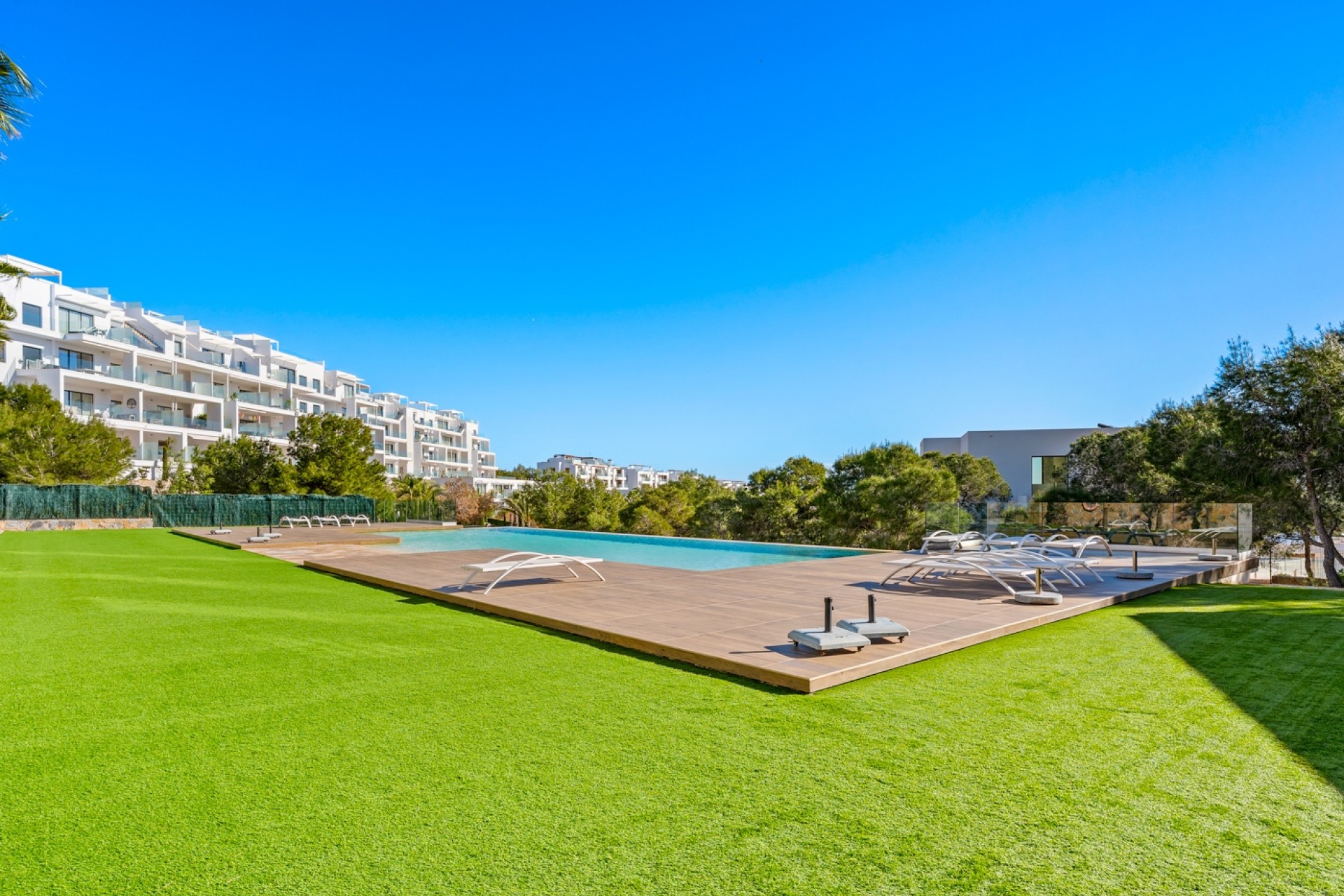 Resale - Apartments -
Las Colinas Golf Resort - Las Colinas