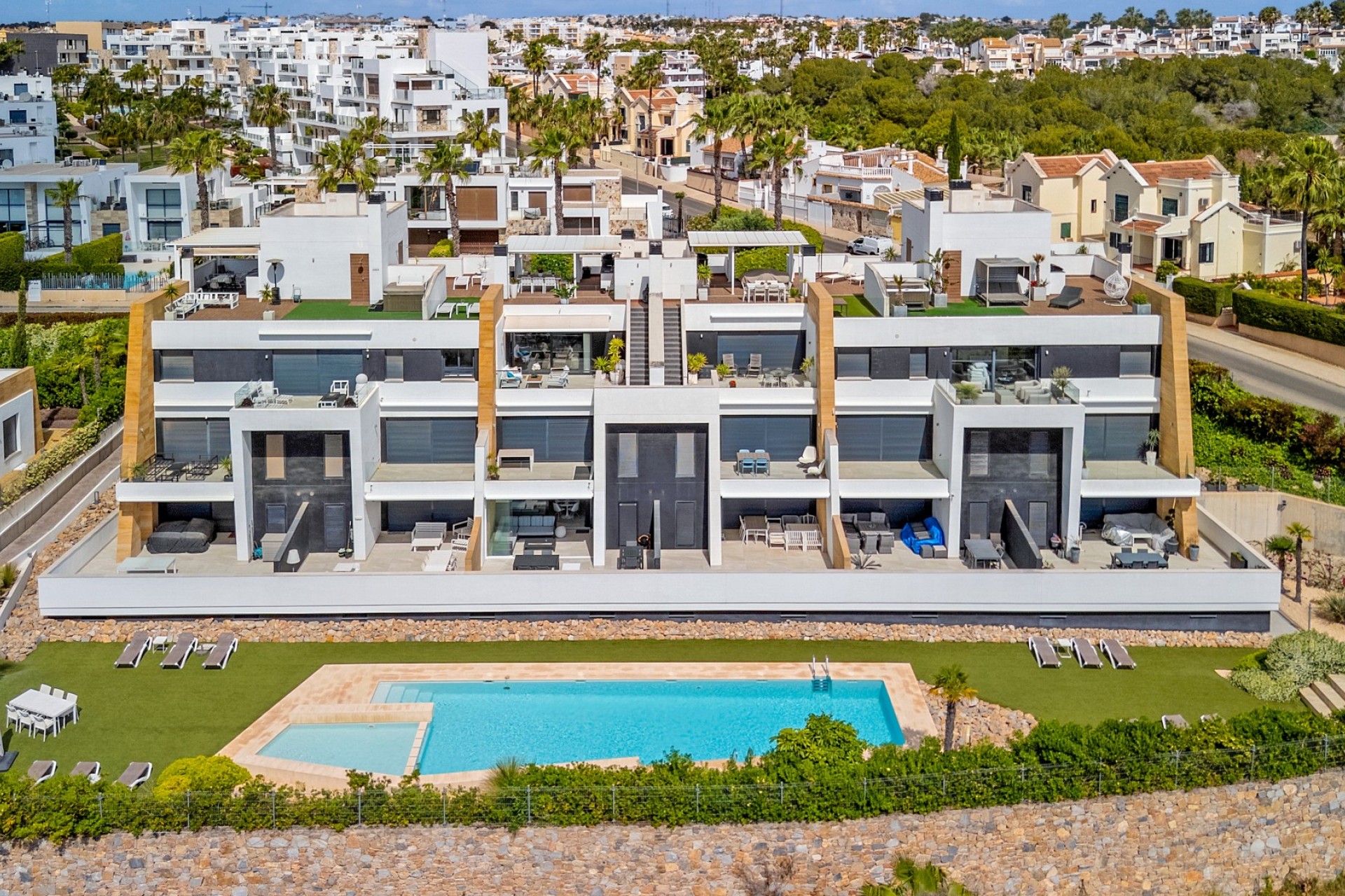 Resale - Apartments -
Villamartin - Costa Blanca