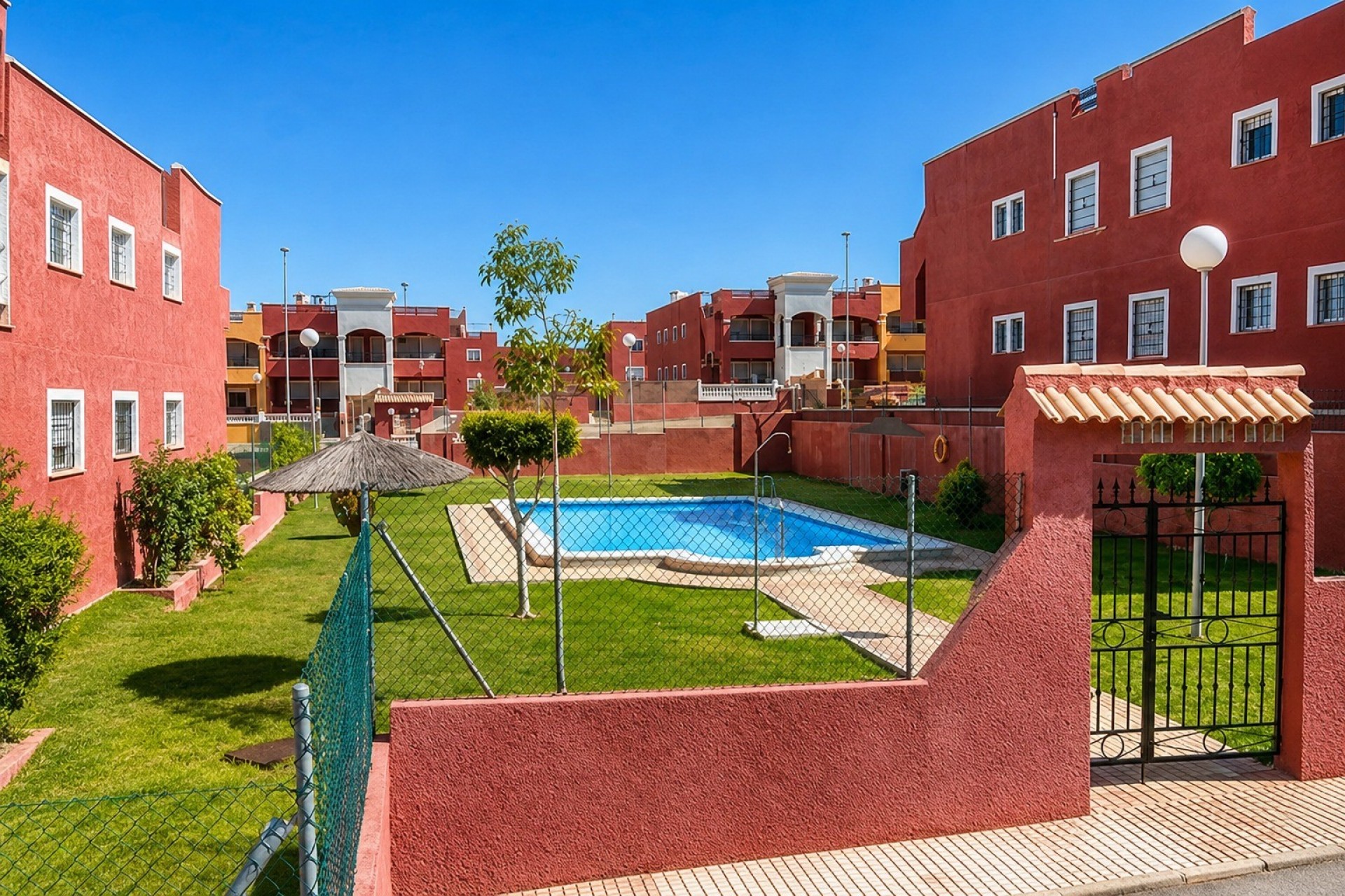 Resale - Bungalow -
Los Altos - Dream Hills - Dream Hills 2