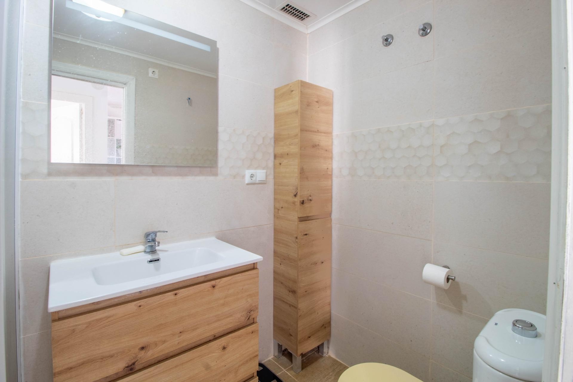 Resale - Bungalow -
Orihuela Costa - Cabo Roig