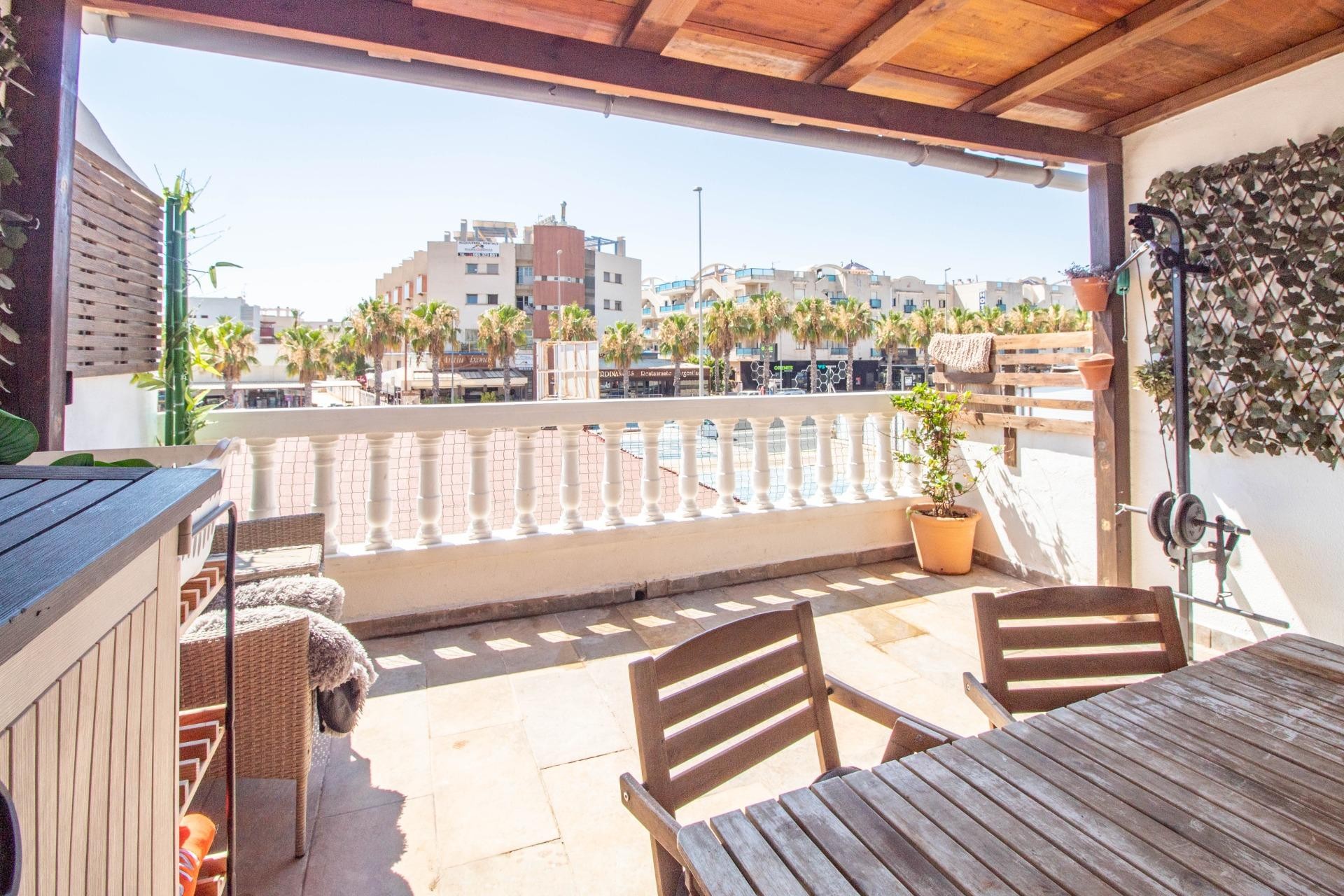 Resale - Bungalow -
Orihuela Costa - Cabo Roig