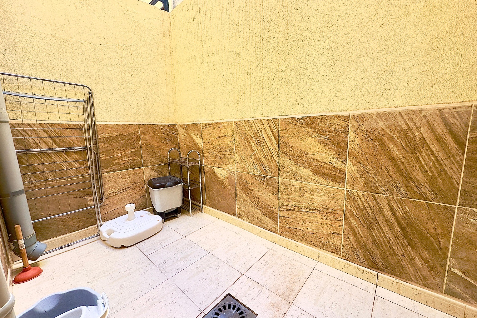 Resale - Bungalow -
Orihuela Costa - La Florida