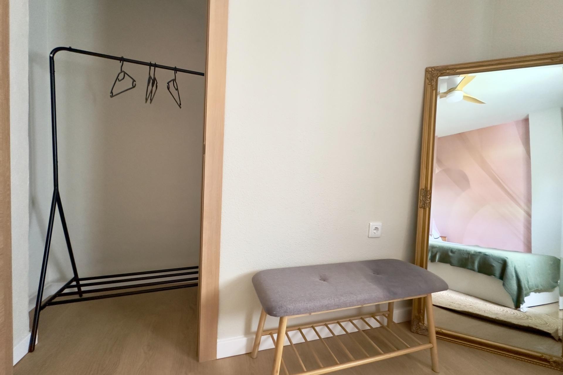 Resale - Bungalow -
Orihuela Costa - La Regia