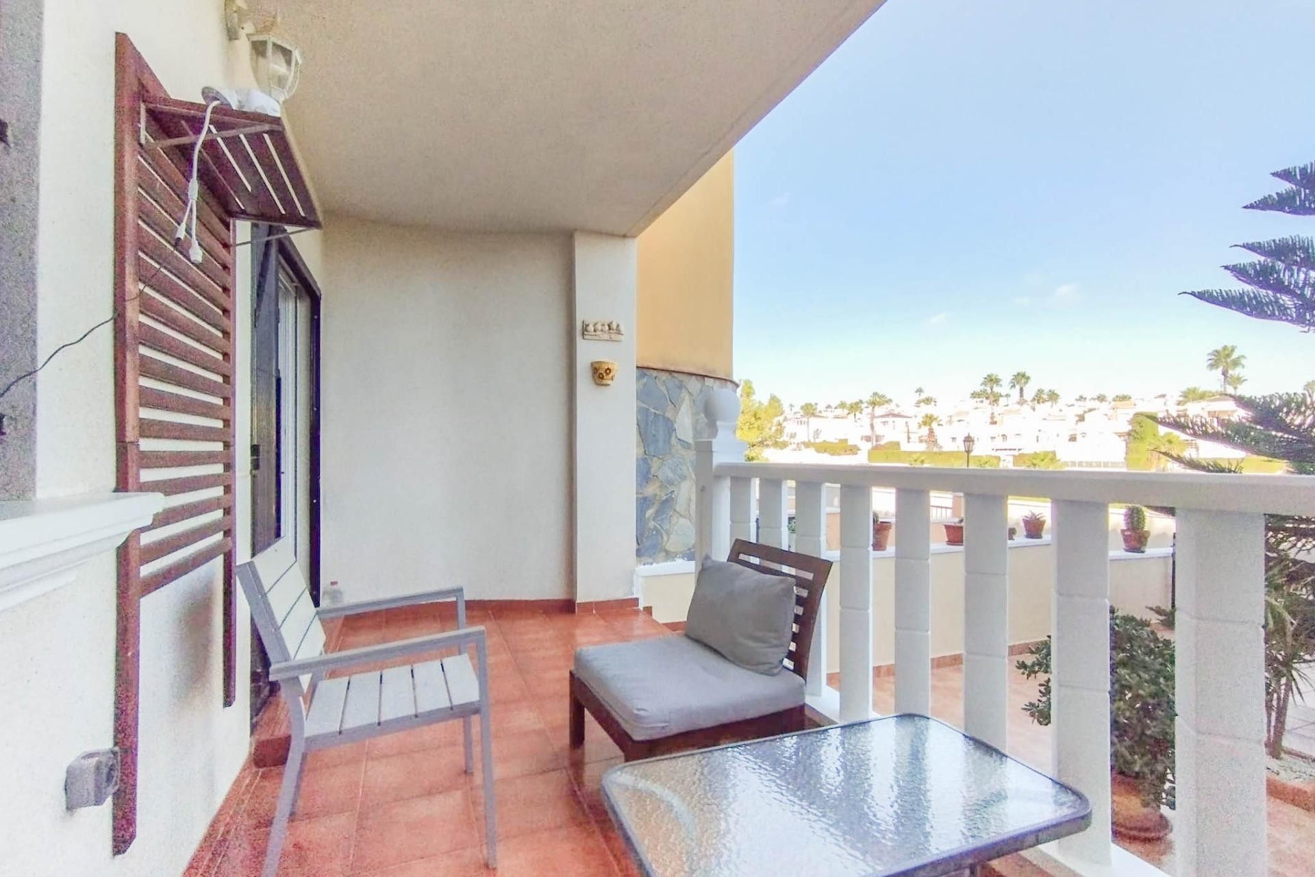 Resale - Bungalow -
Orihuela Costa - Lomas de Cabo Roig-Los Dolses