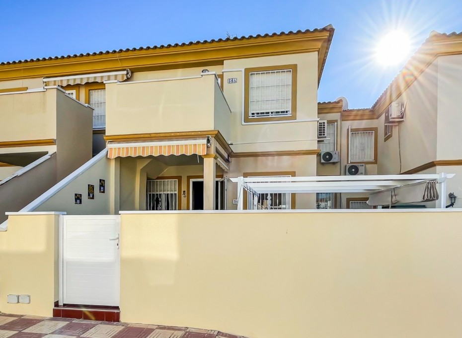 Resale - Bungalow -
Orihuela Costa - Playa Flamenca