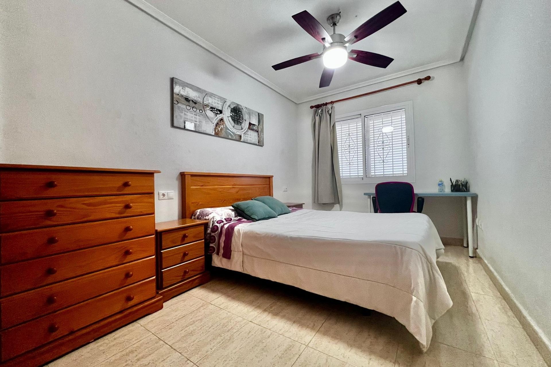 Resale - Bungalow -
Pilar de la Horadada - RioMar