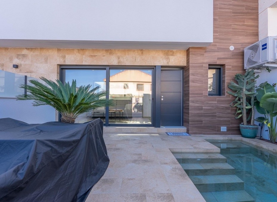 Resale - Bungalow -
San Pedro del Pinatar - CENTRO