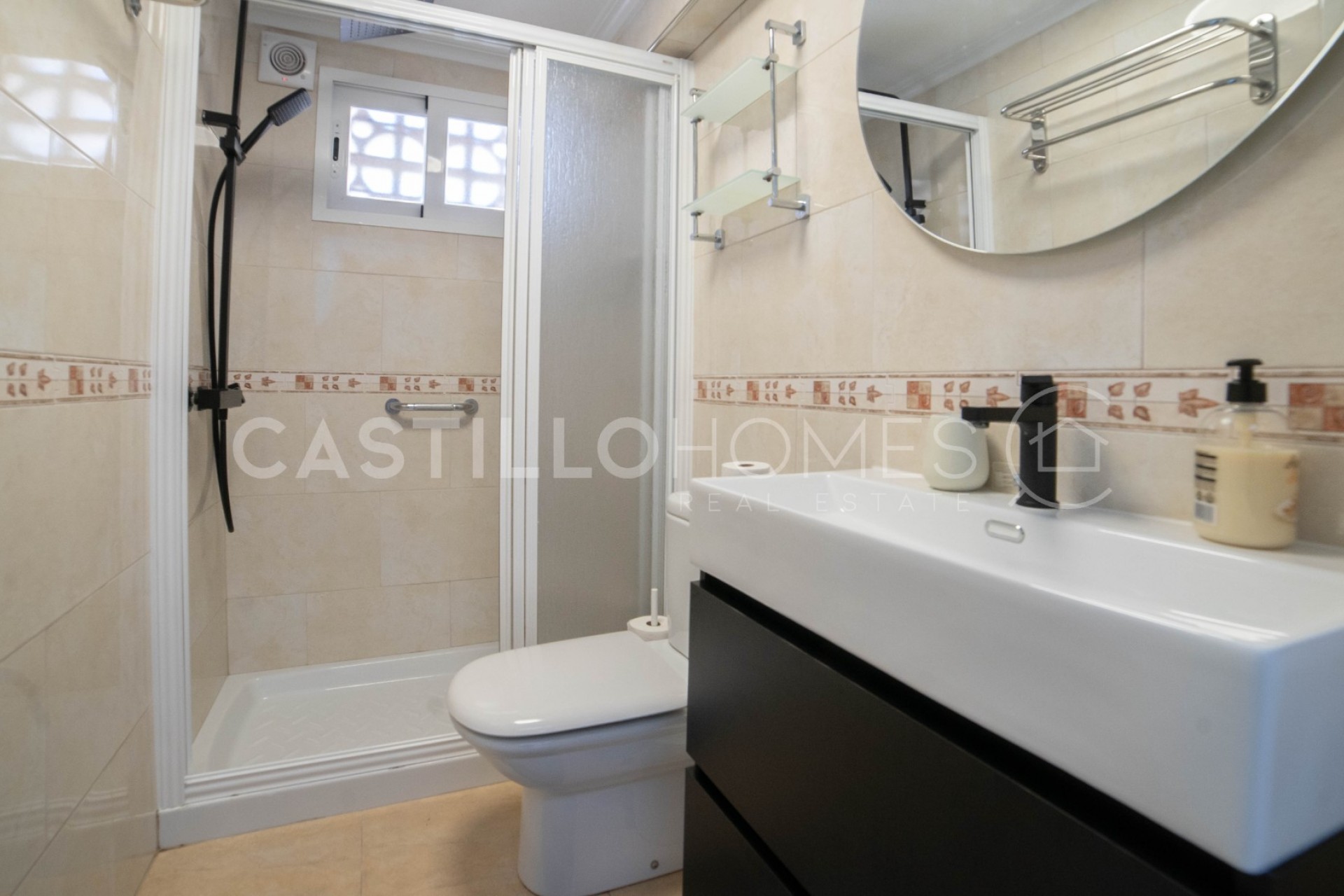 Resale - Bungalow -
Torrevieja - La Mata