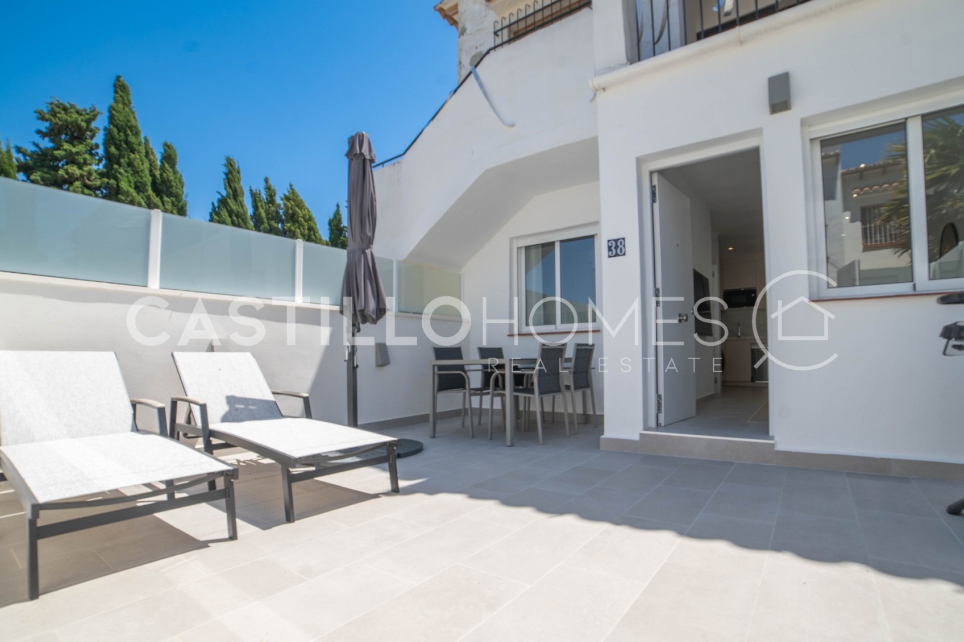 Resale - Bungalow -
Torrevieja - Los Balcones