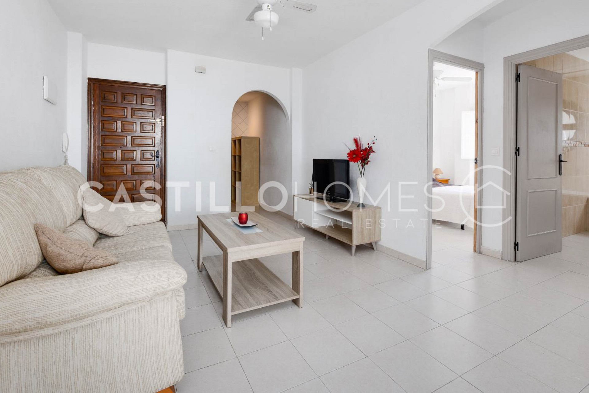 Resale - Bungalow -
Torrevieja - Playa Los Naufragos