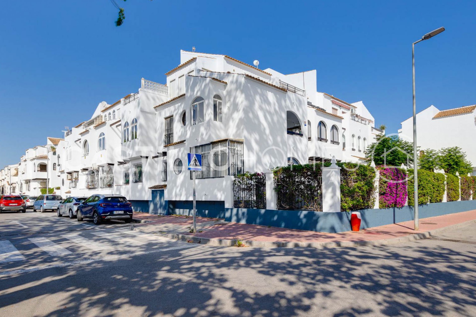 Resale - Bungalow -
Torrevieja - Playa Los Naufragos