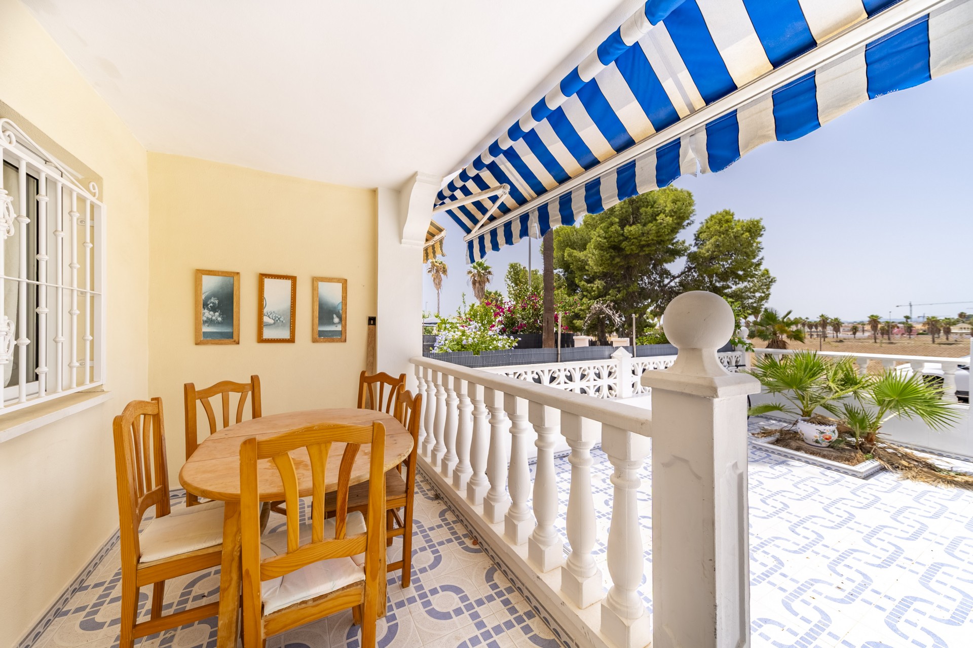 Resale - Casa de Pueblo -
Ciudad quesada - Doña Pepa