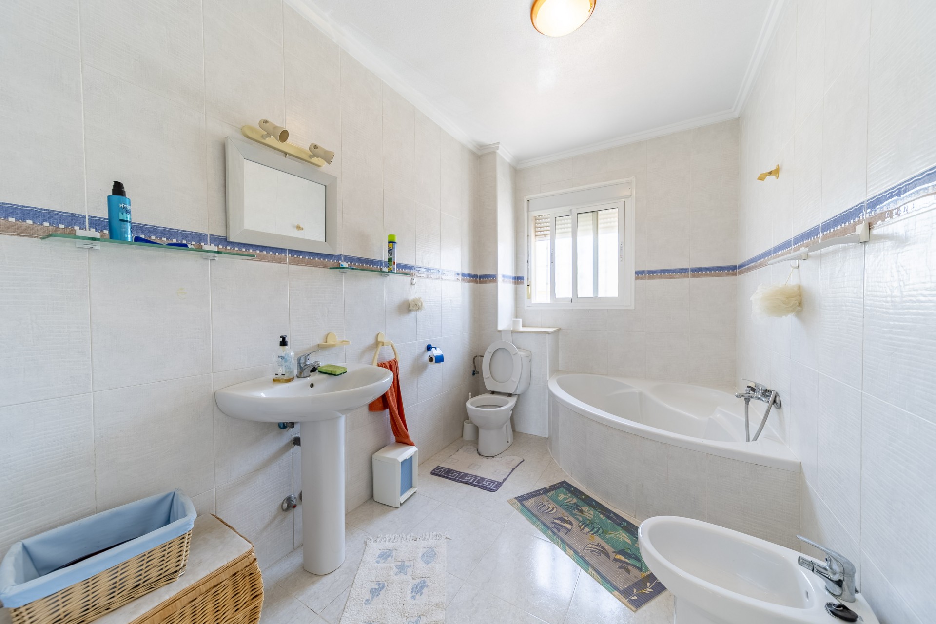 Resale - Casa de Pueblo -
Ciudad quesada - Doña Pepa