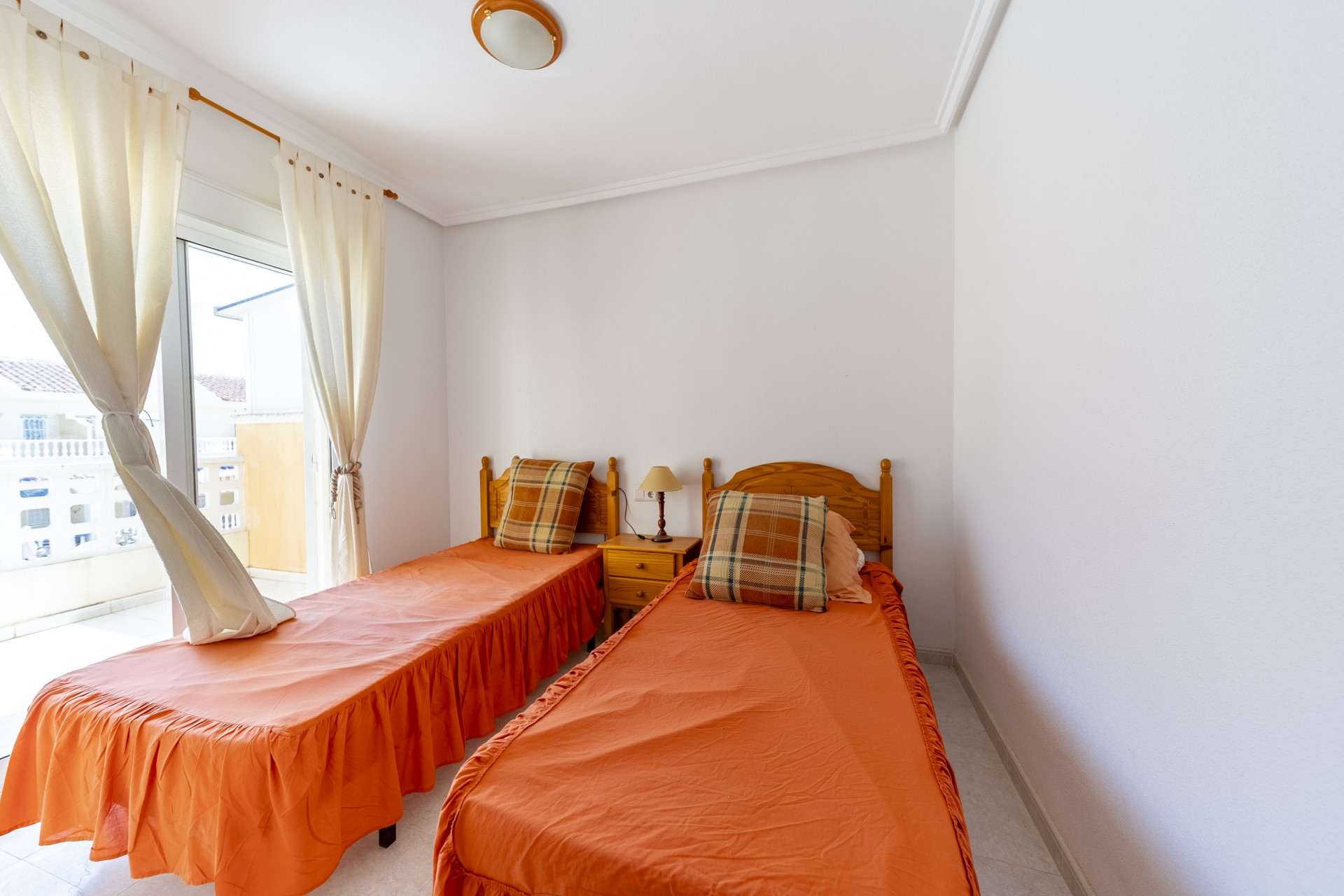 Resale - Casa de Pueblo -
Ciudad quesada - Doña Pepa