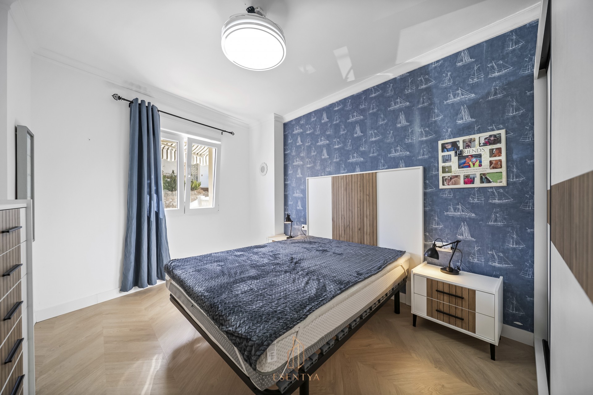 Resale - Casa de Pueblo -
Torrevieja - Cabo Cervera