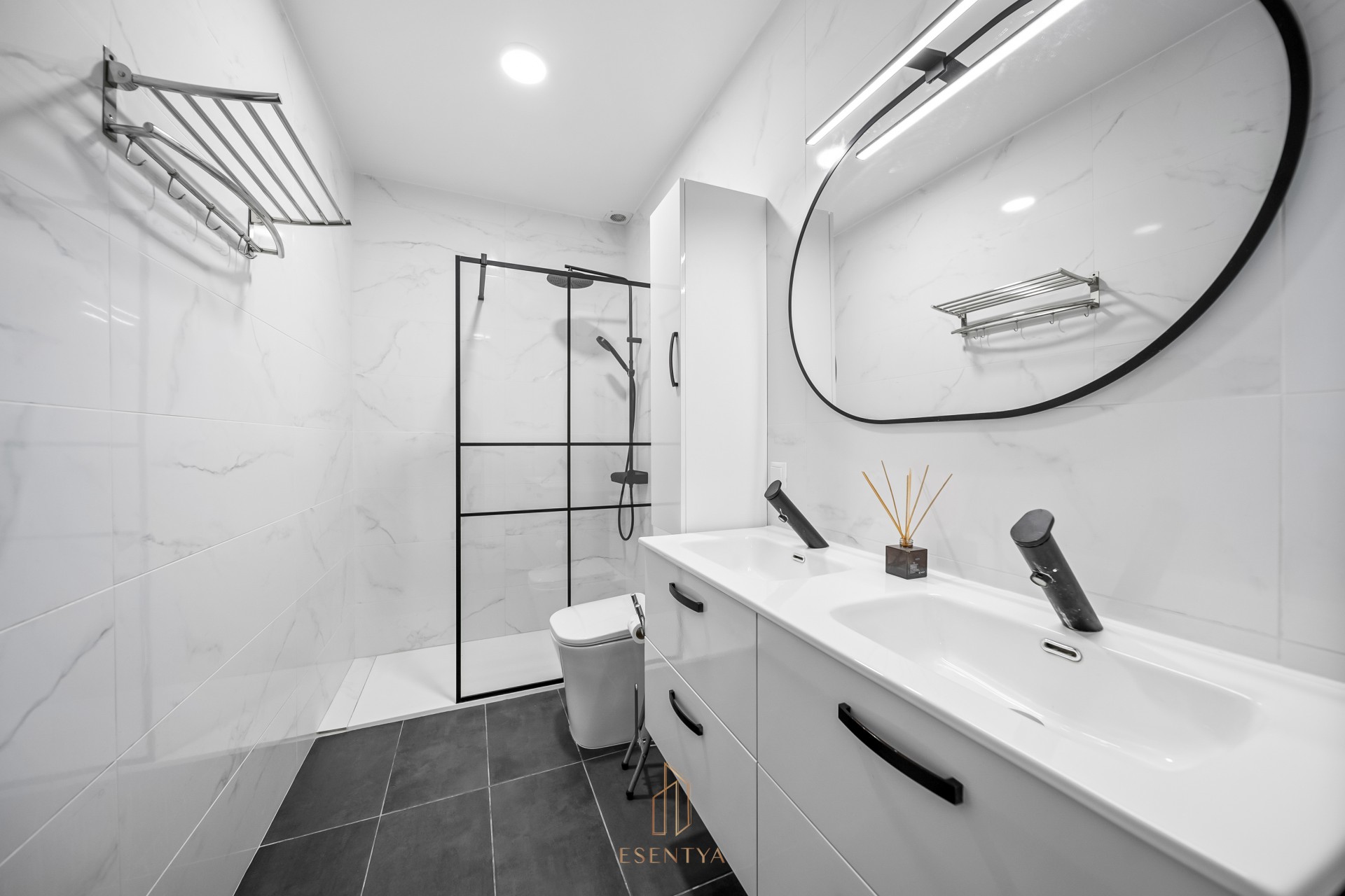 Resale - Casa de Pueblo -
Torrevieja - Cabo Cervera