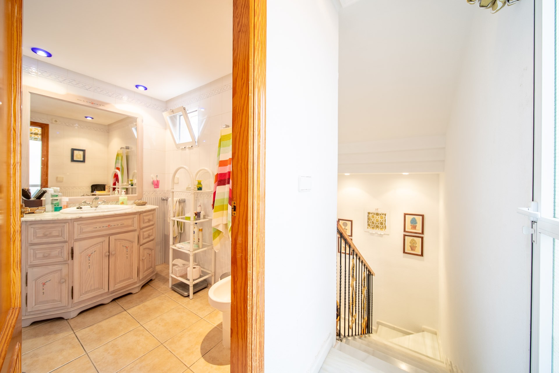 Resale - Casa de Pueblo -
Torrevieja - Torreblanca