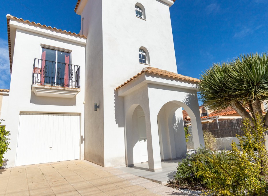 Resale - Chalet -
Los Balcones