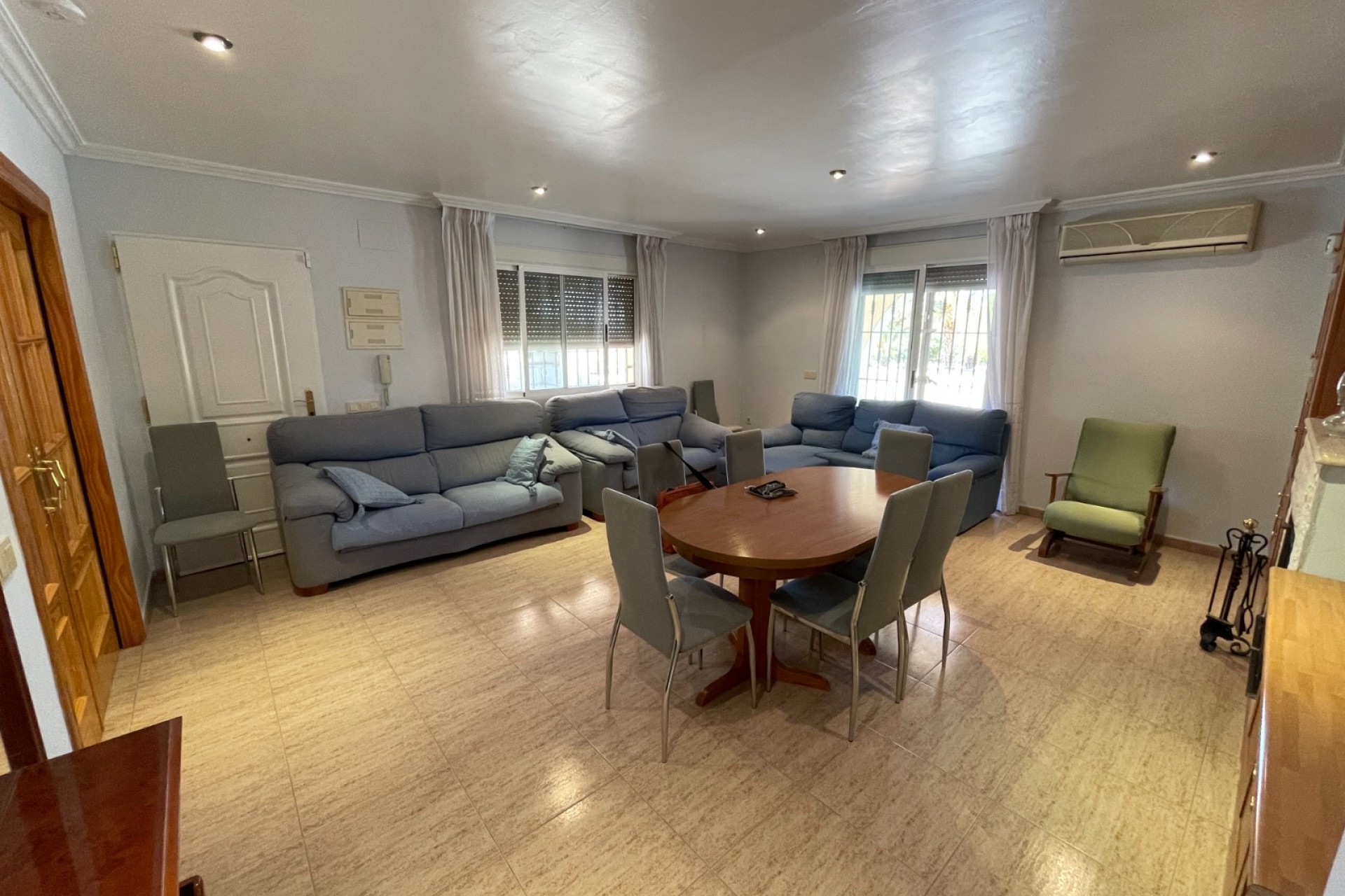 Resale - Chalet / Villa -
Crevillent - Crevillente