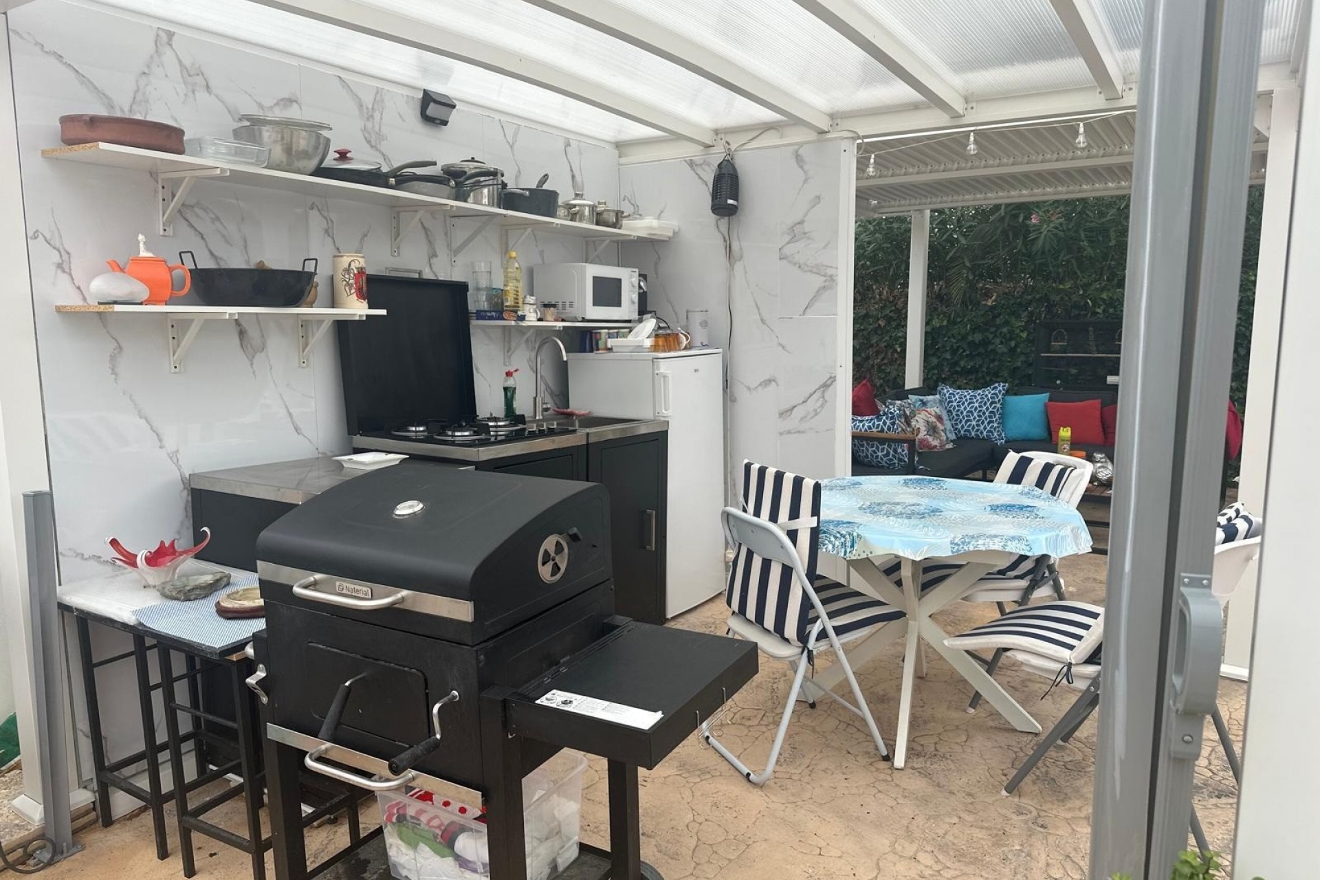 Resale - Chalet / Villa -
Hondón de las Nieves - Urbaniz La Montañosa