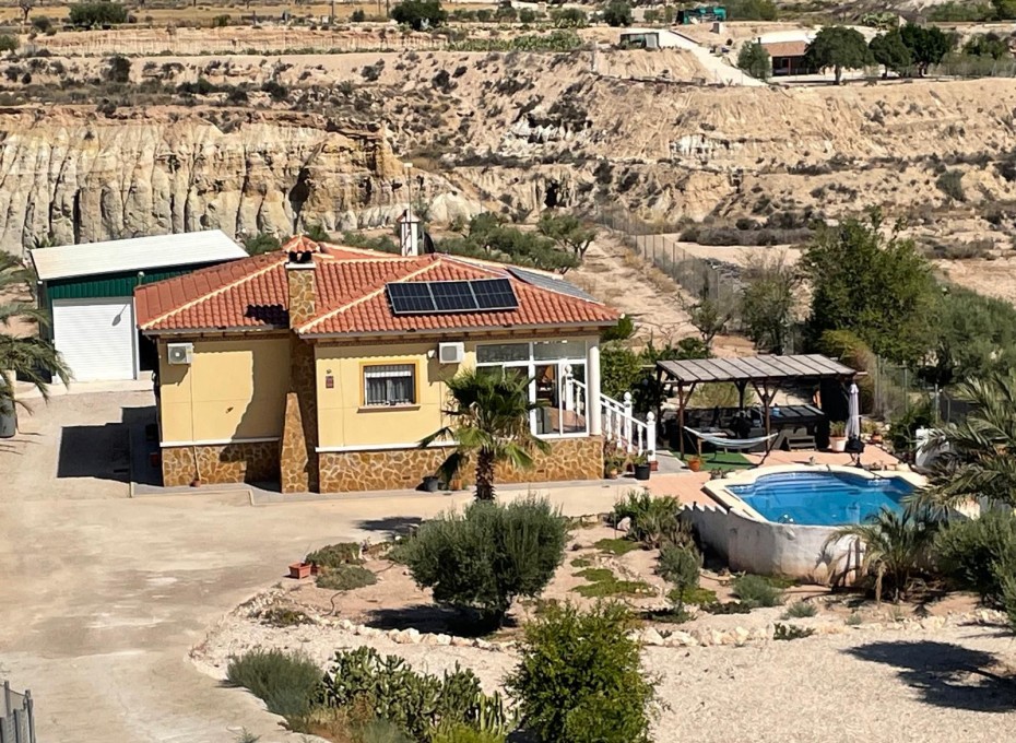 Resale - Country House -
Abanilla