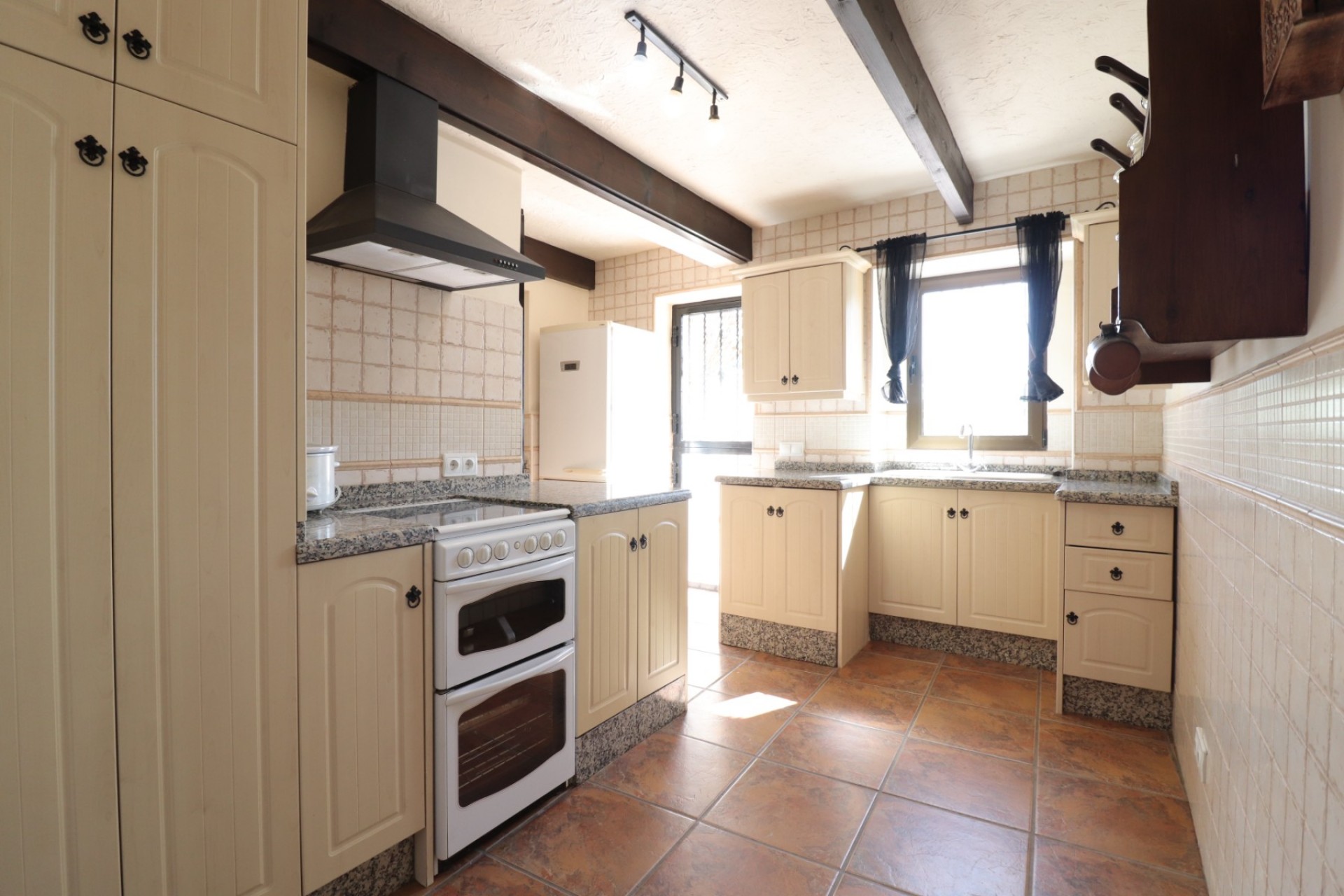 Resale - Country House -
Albatera - Albatera - Country