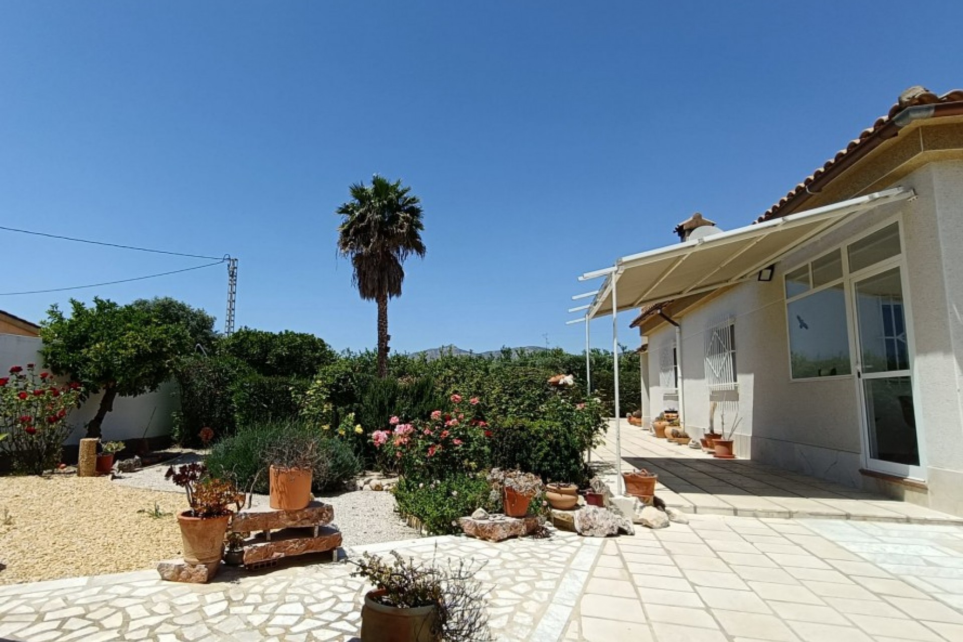 Resale - Country House -
Albatera