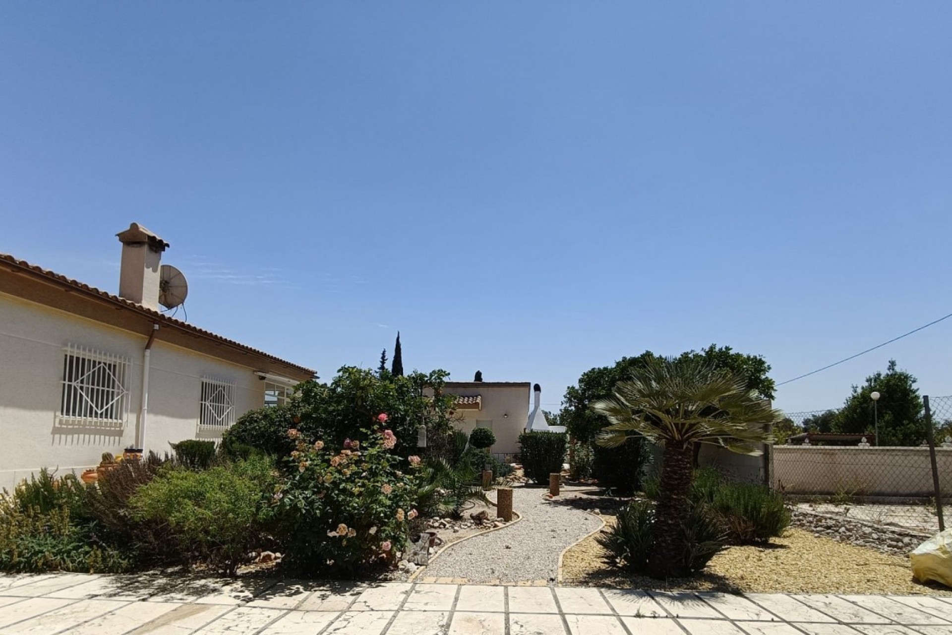 Resale - Country House -
Albatera
