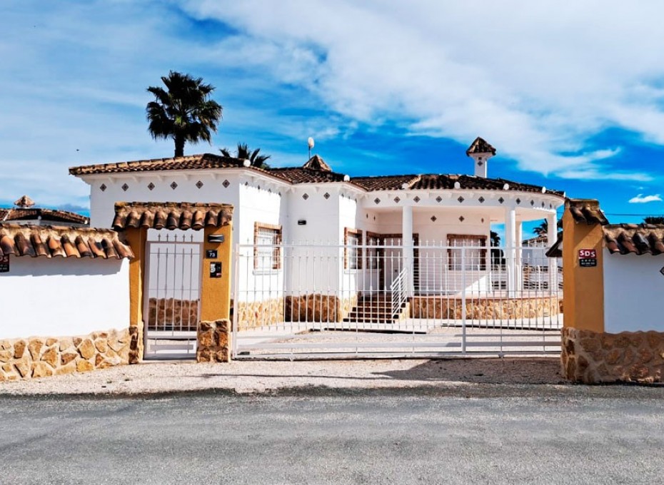 Resale - Country House -
Catral - Catral - Country