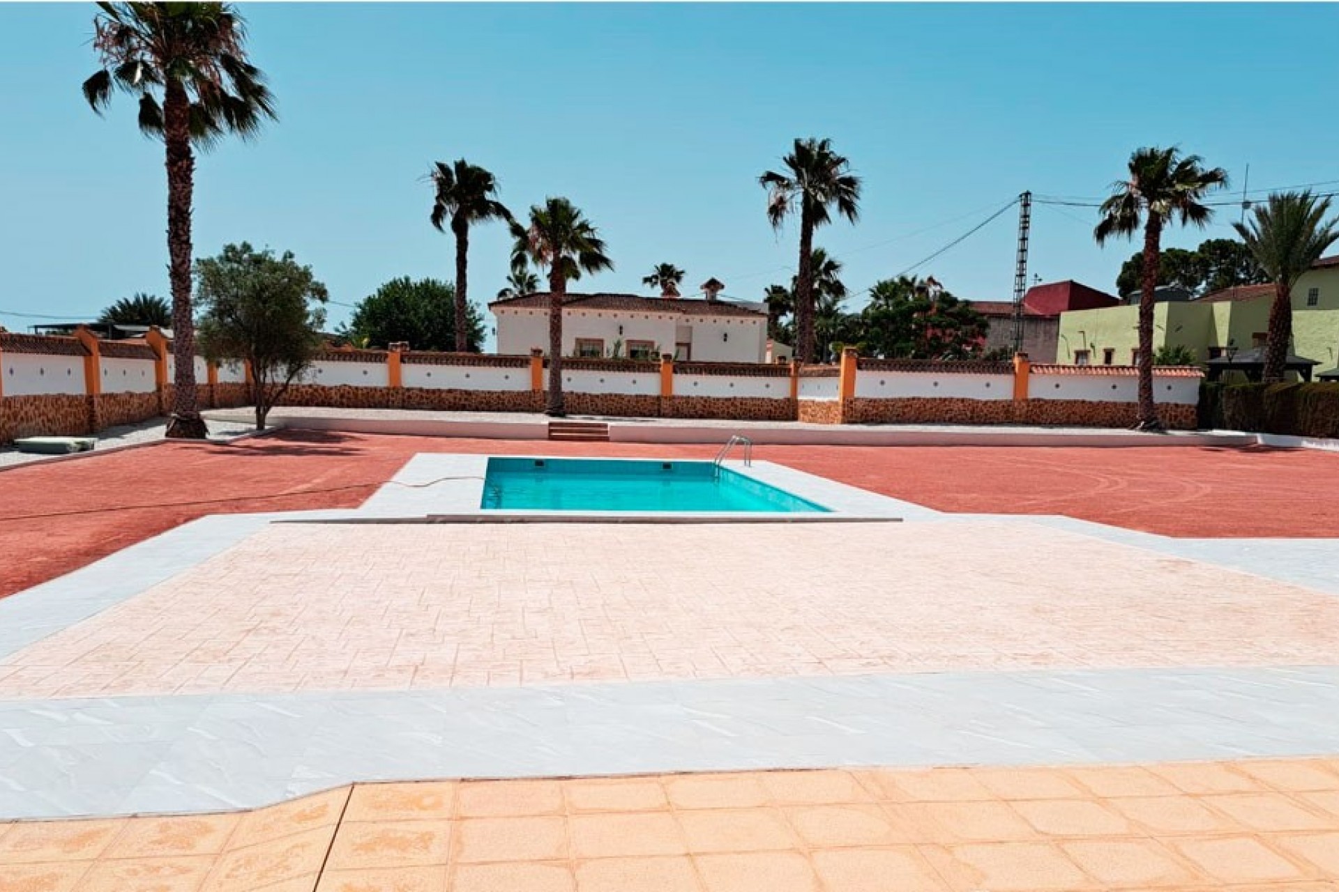 Resale - Country House -
Catral