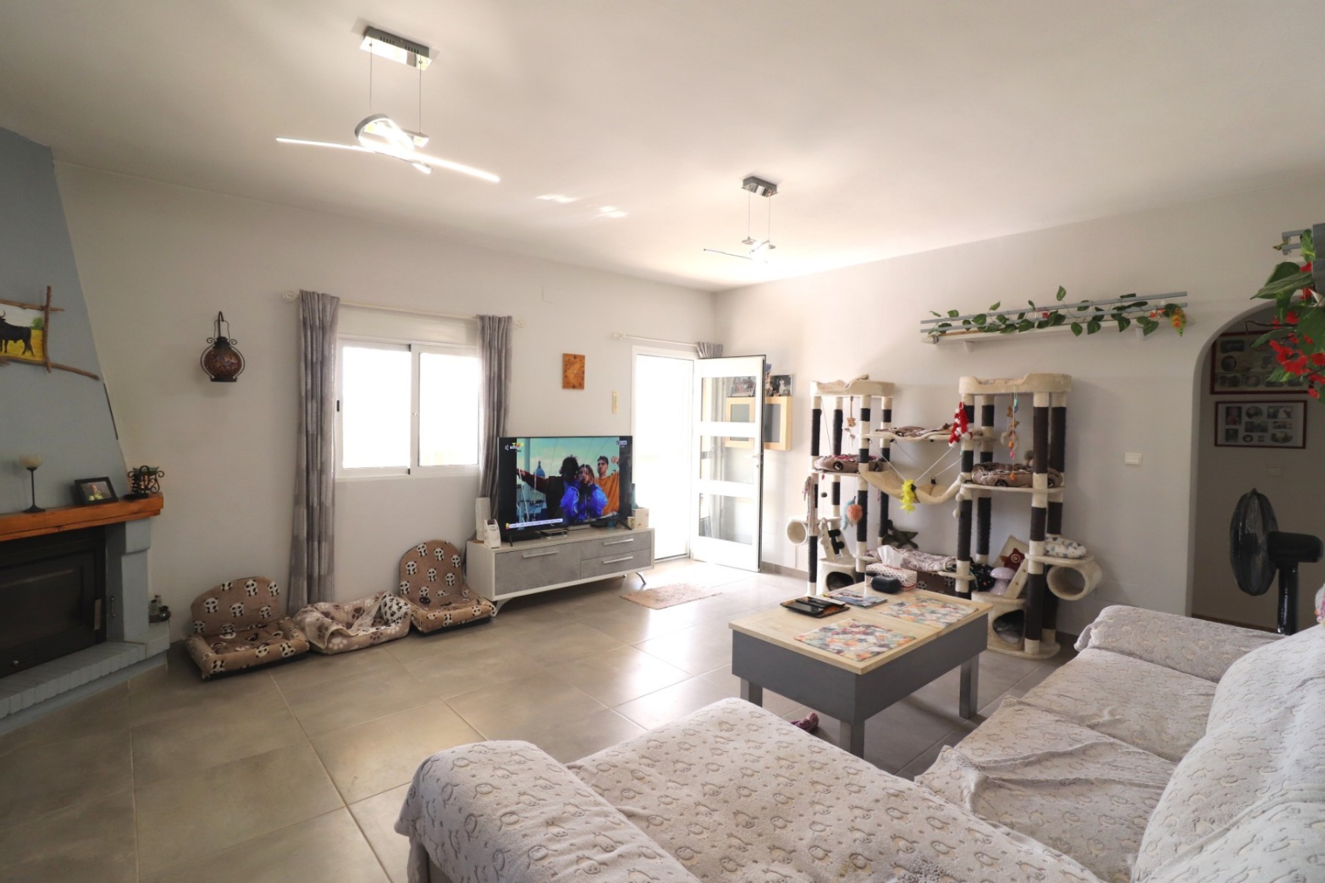 Resale - Country House -
Orihuela - La Campaneta