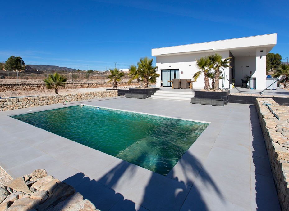 Resale - Country House -
Pinoso - Campo