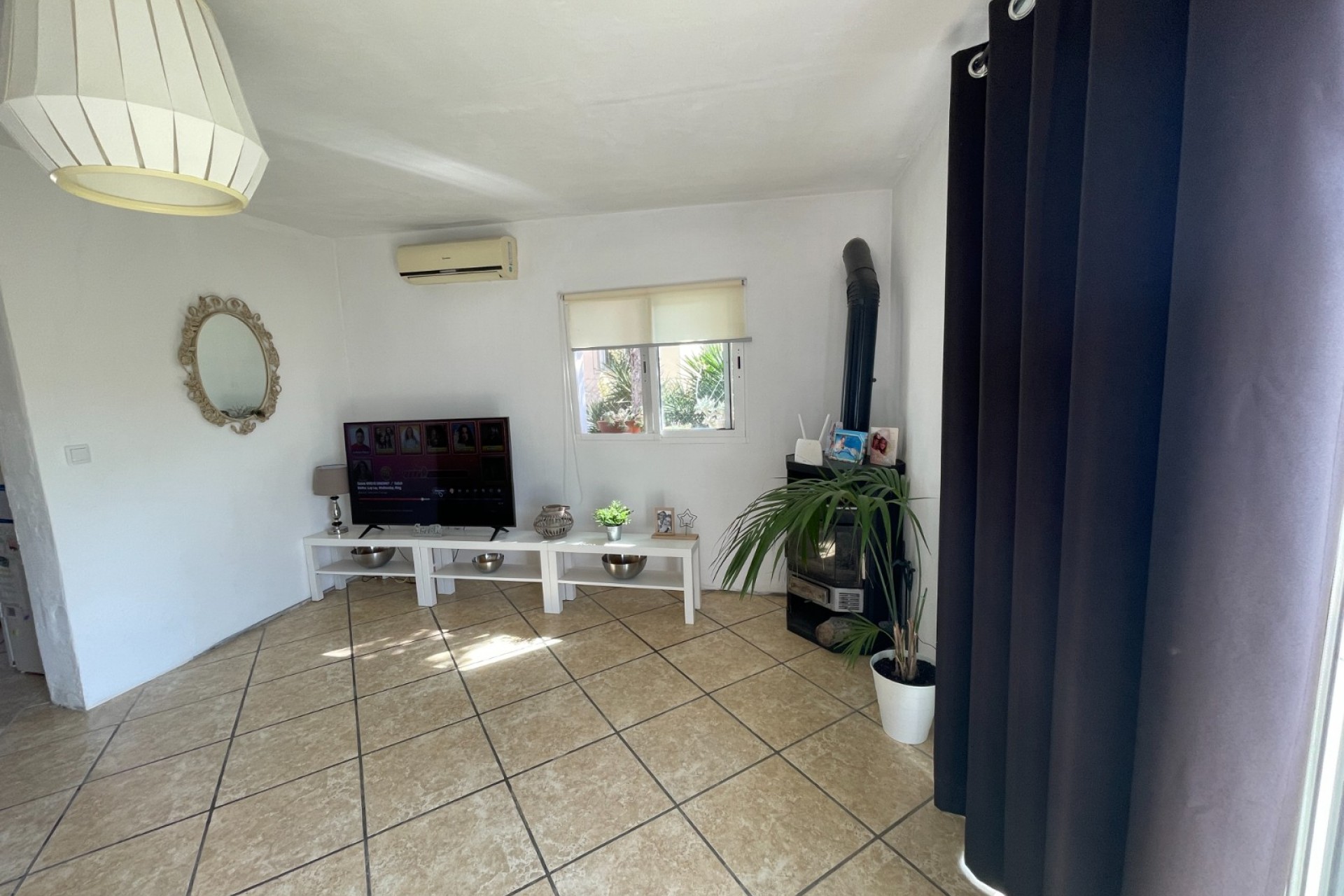 Resale - Detached House / Villa -
Millena