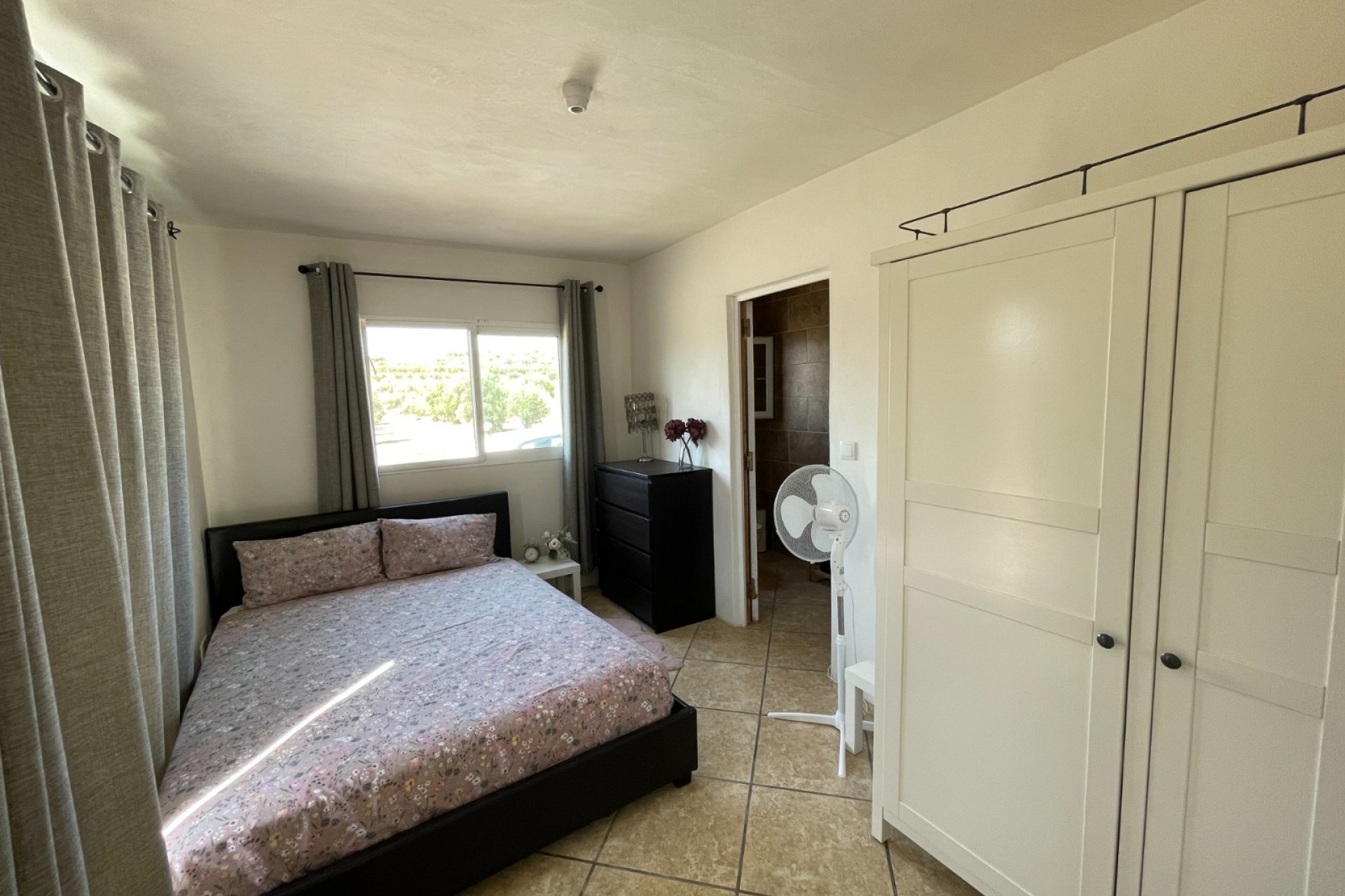 Resale - Detached House / Villa -
Millena