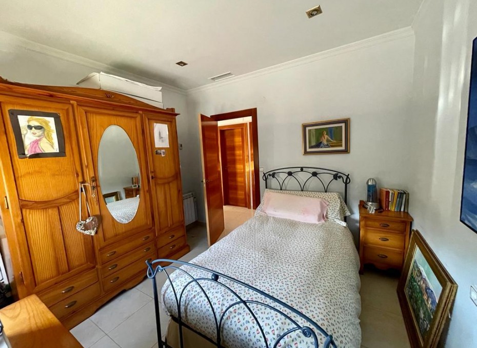 Resale - Detached Villa -
Albatera