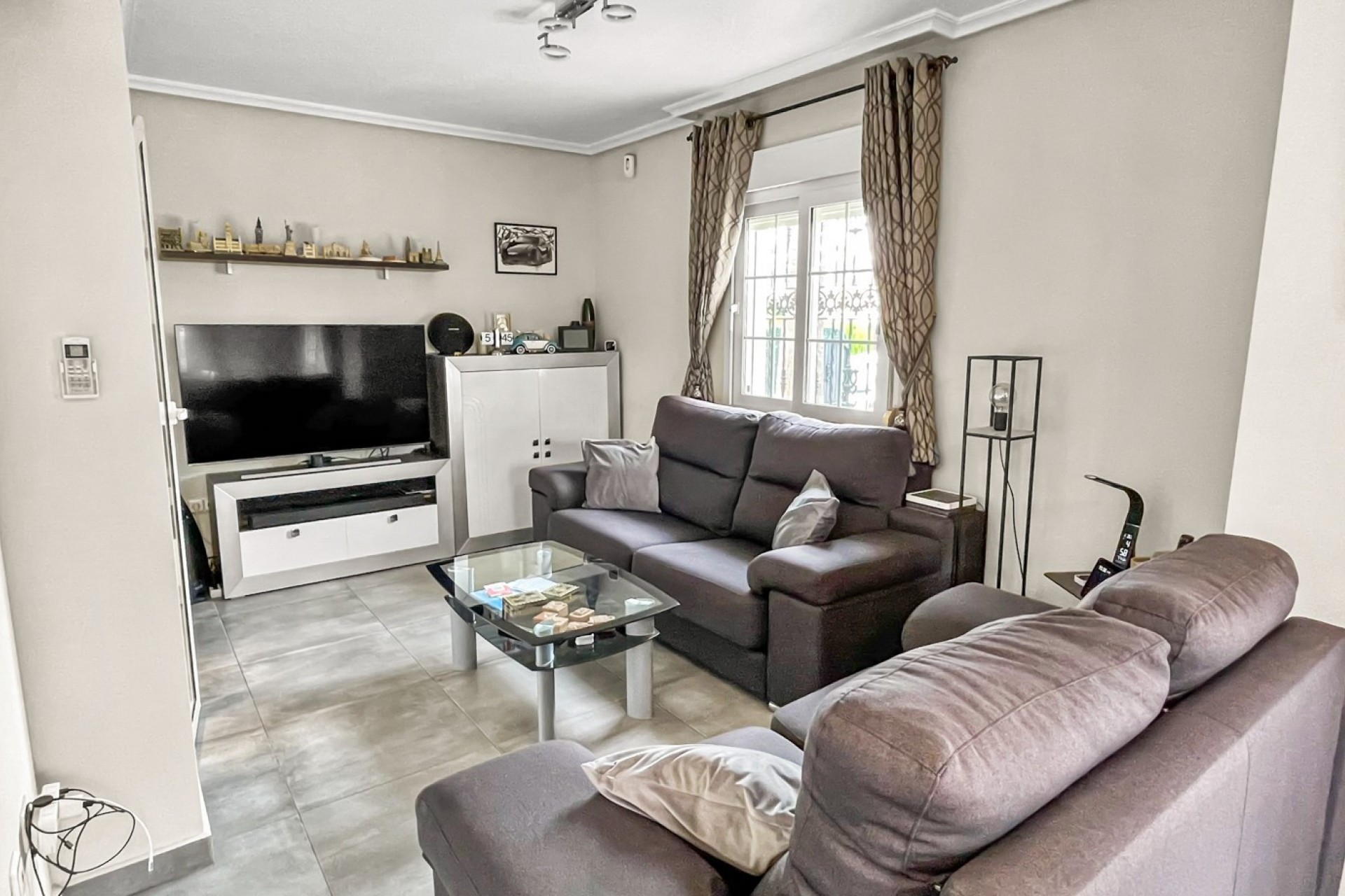 Resale - Detached Villa -
Orihuela Costa - Los Dolses
