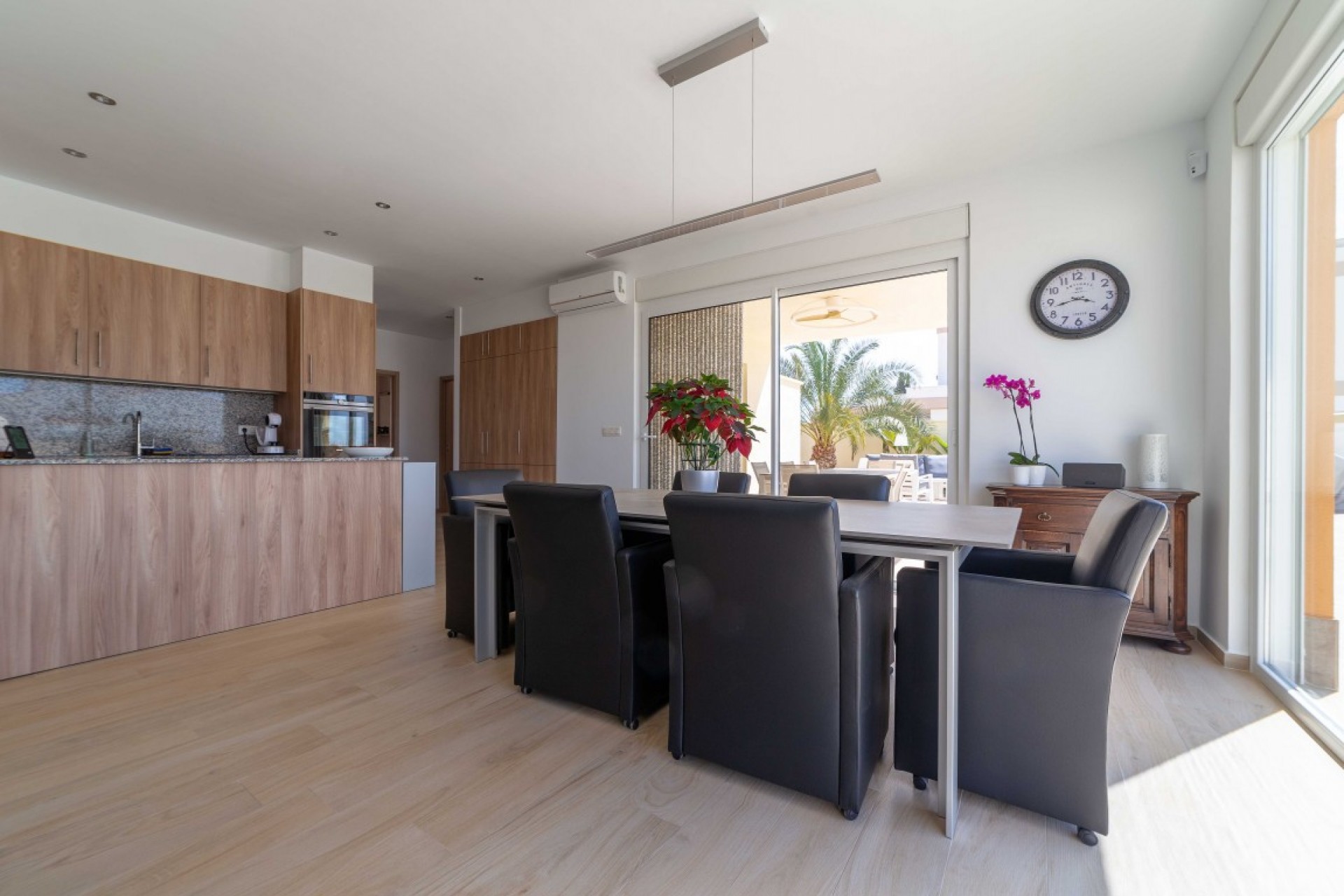 Resale - Detached Villa -
Torreta Florida