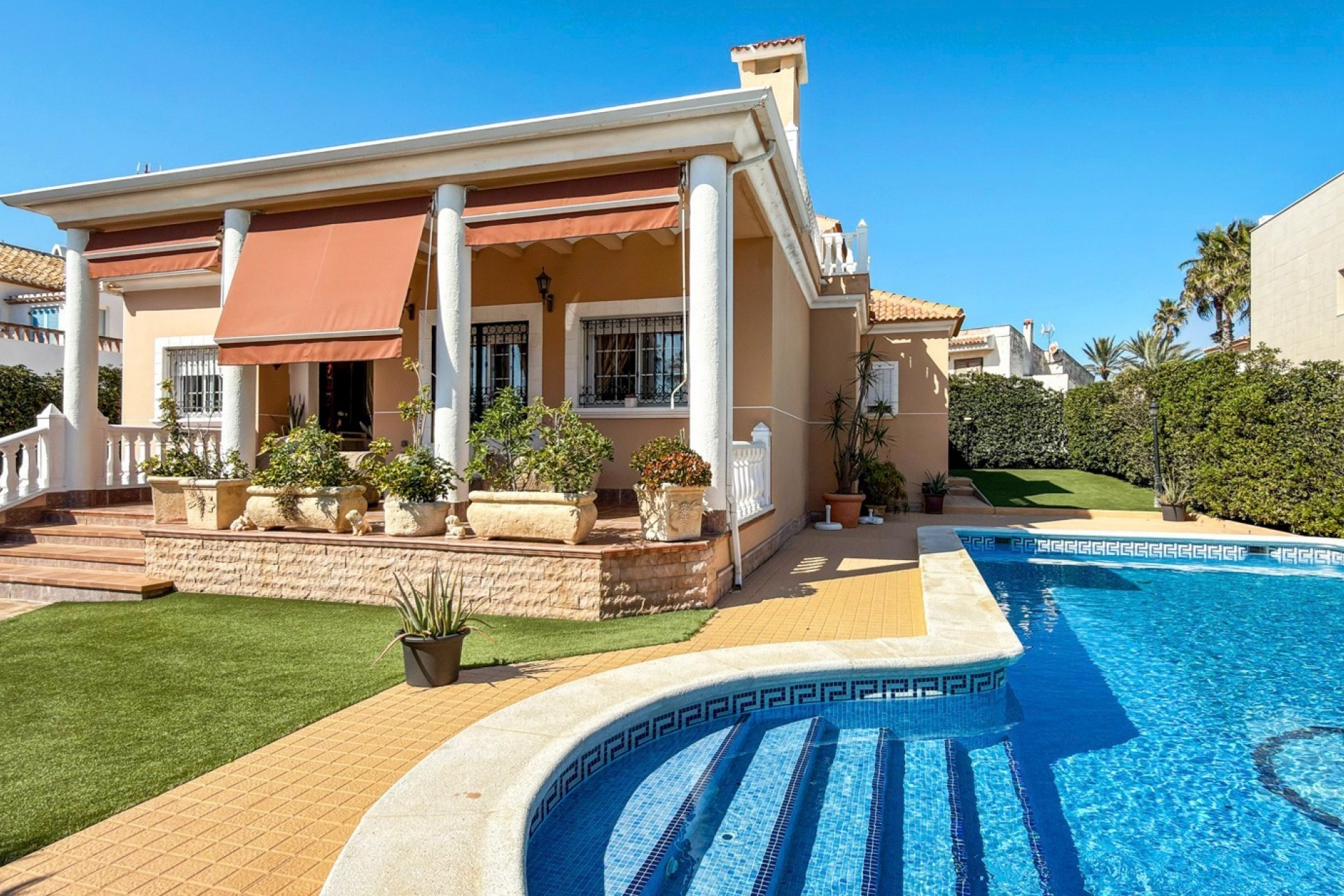 Resale - Detached Villa -
Torrevieja - Torrelamata - La Mata
