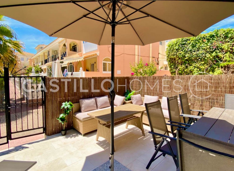 Resale - Duplex -
Orihuela Costa - Playa Flamenca