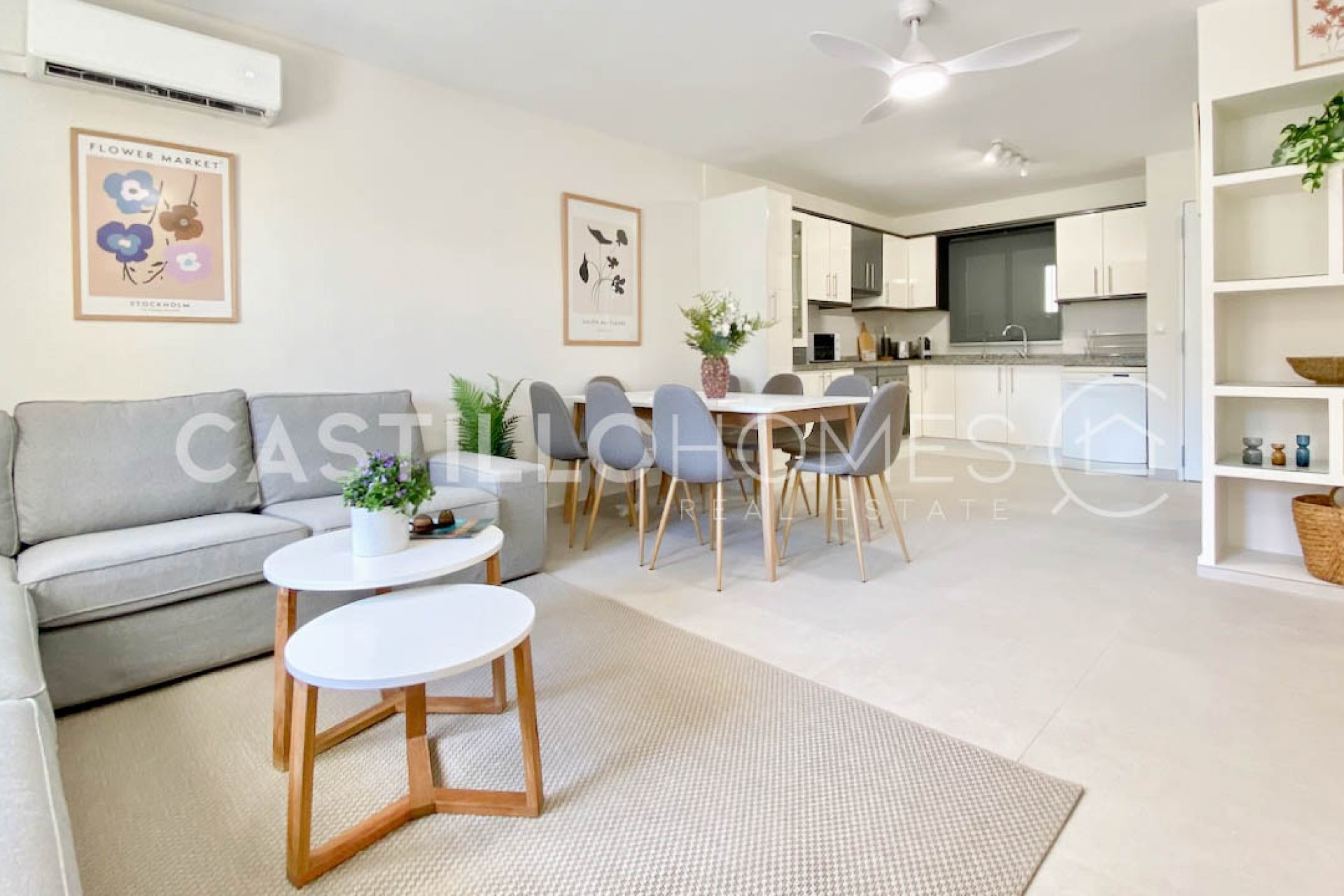 Resale - Duplex -
Orihuela Costa - Playa Flamenca