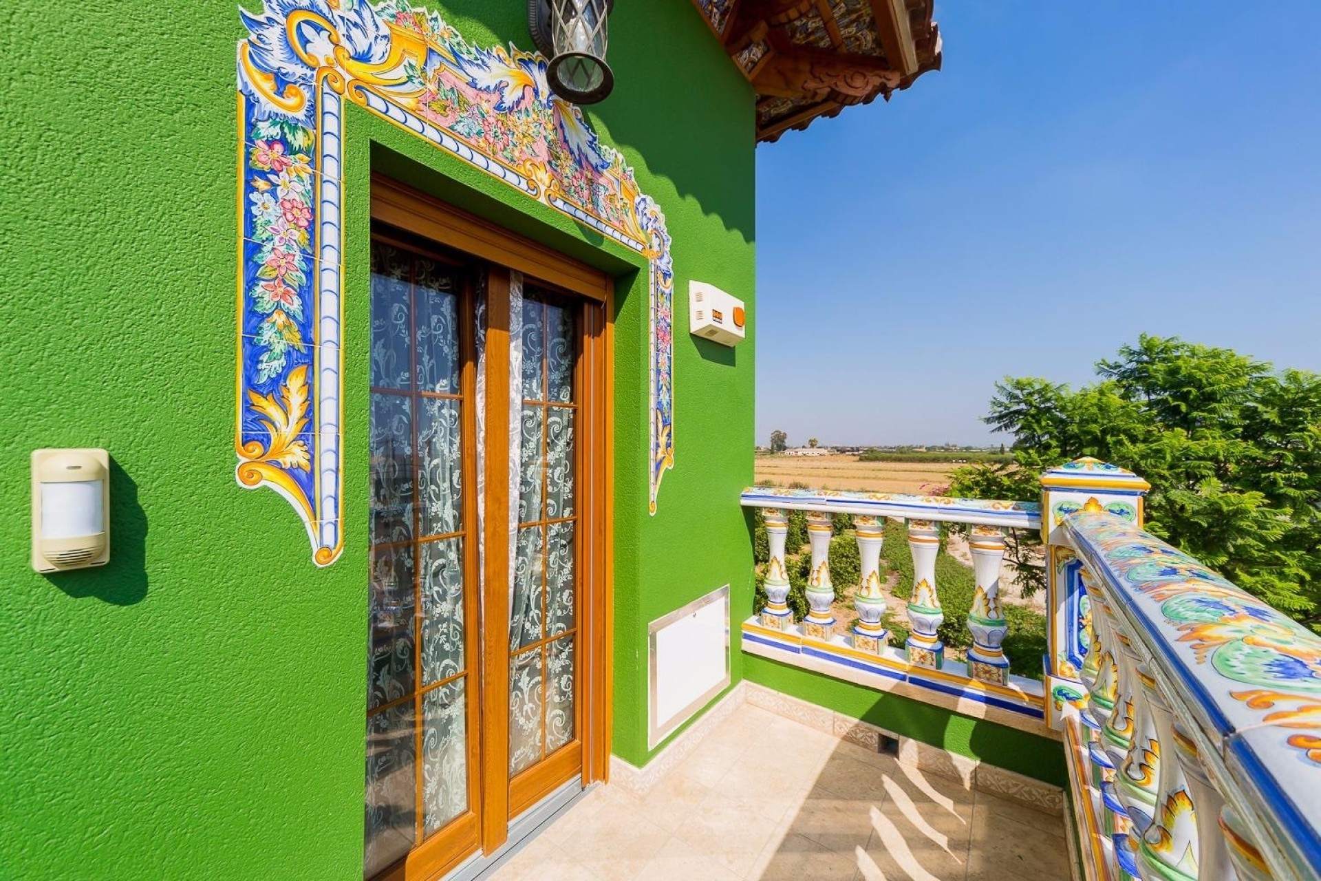 Resale - Finca / Country Property -
Almoradí