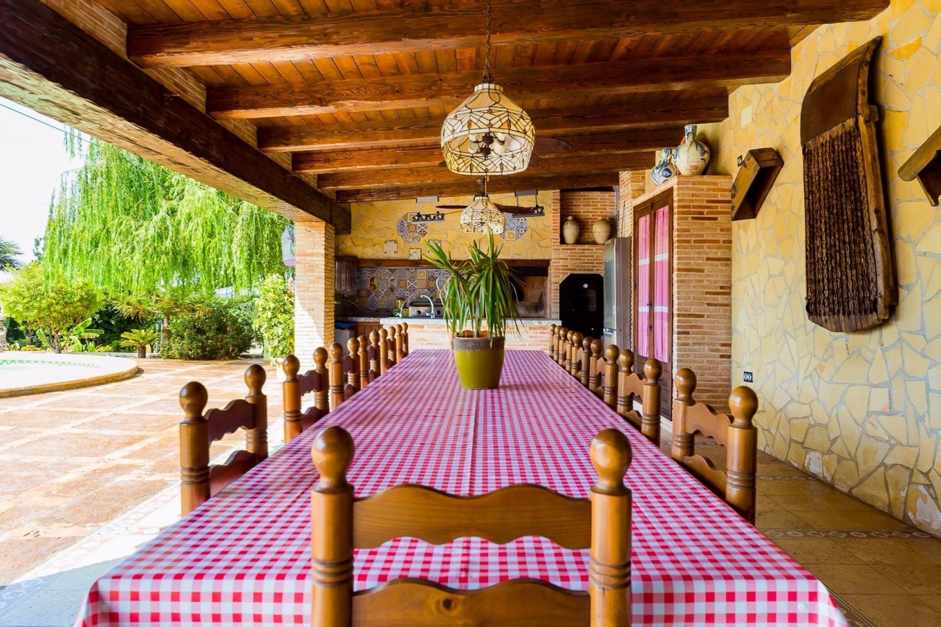Resale - Finca / Country Property -
Almoradí