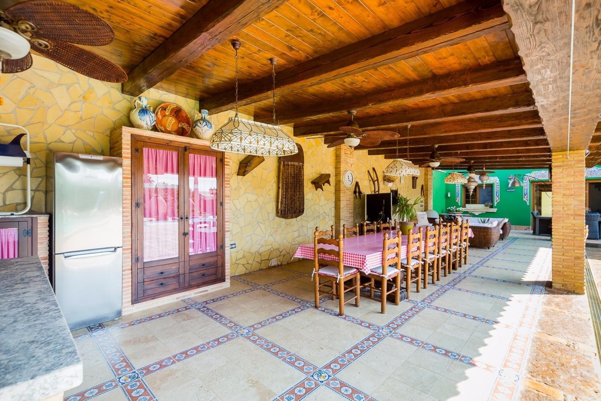 Resale - Finca / Country Property -
Almoradí